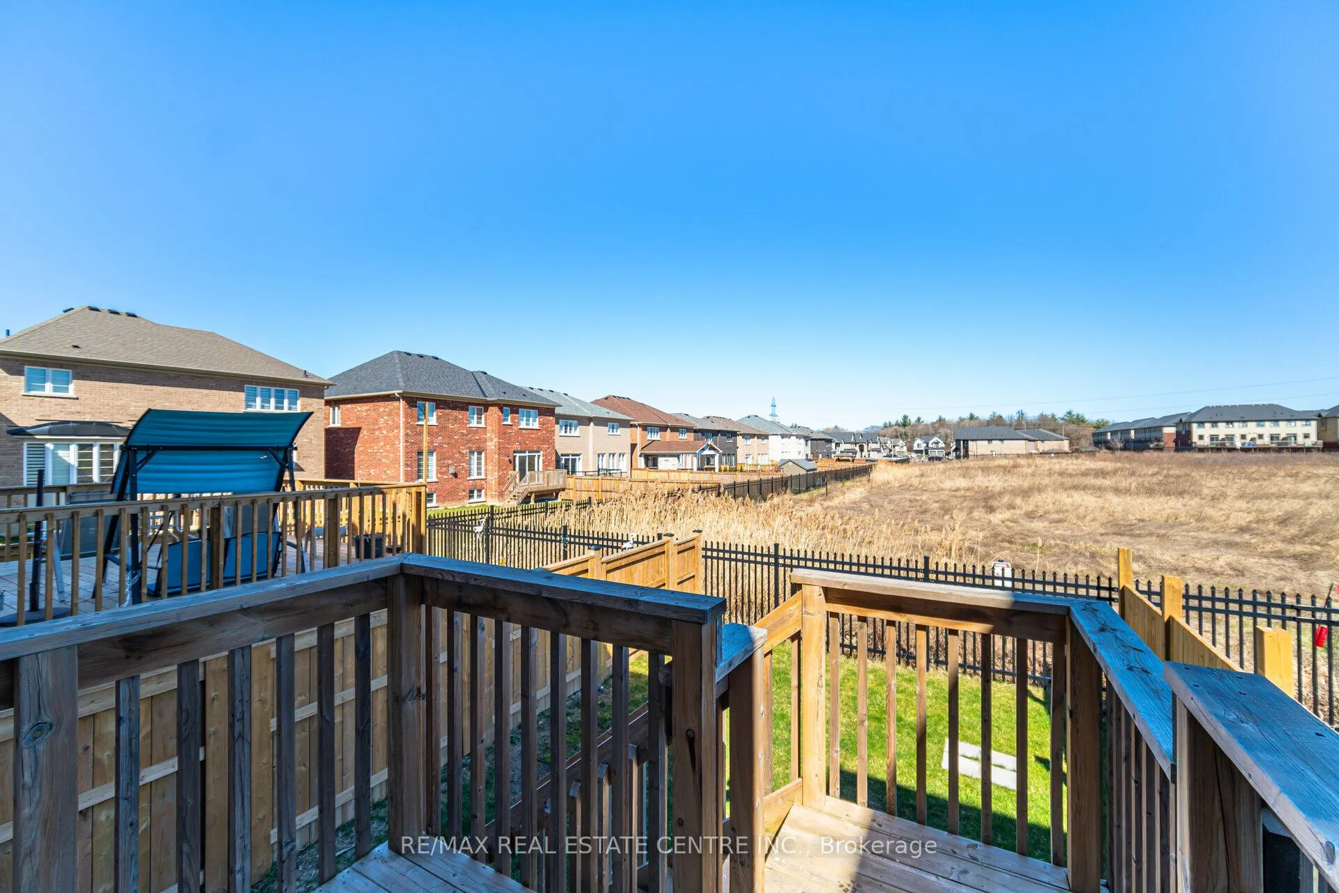 84 Heming Trail