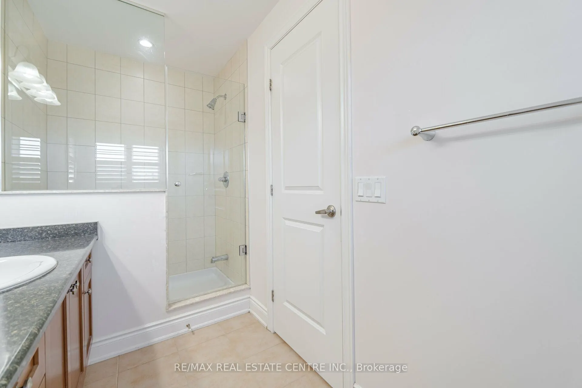 84 Heming Trail