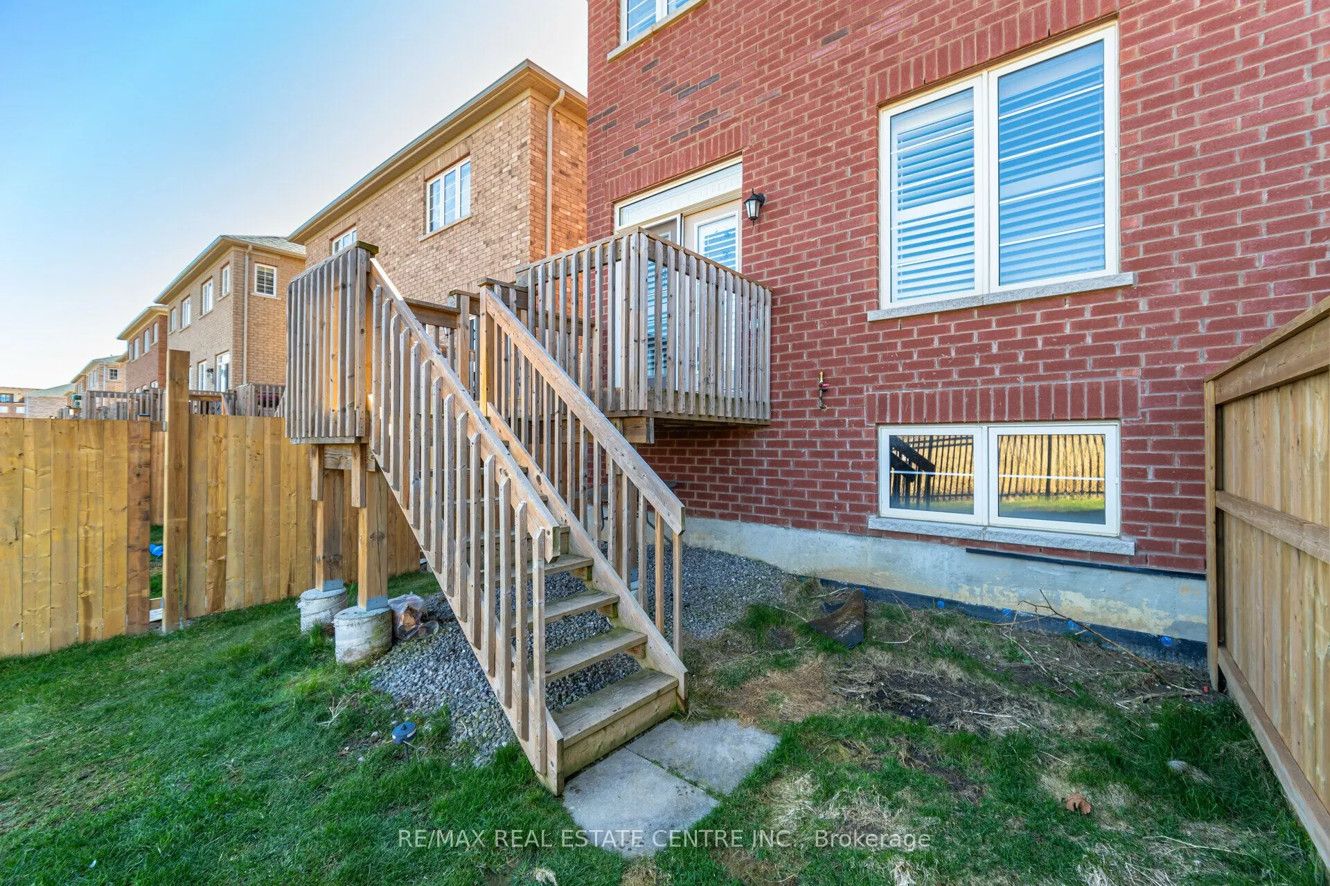 84 Heming Trail