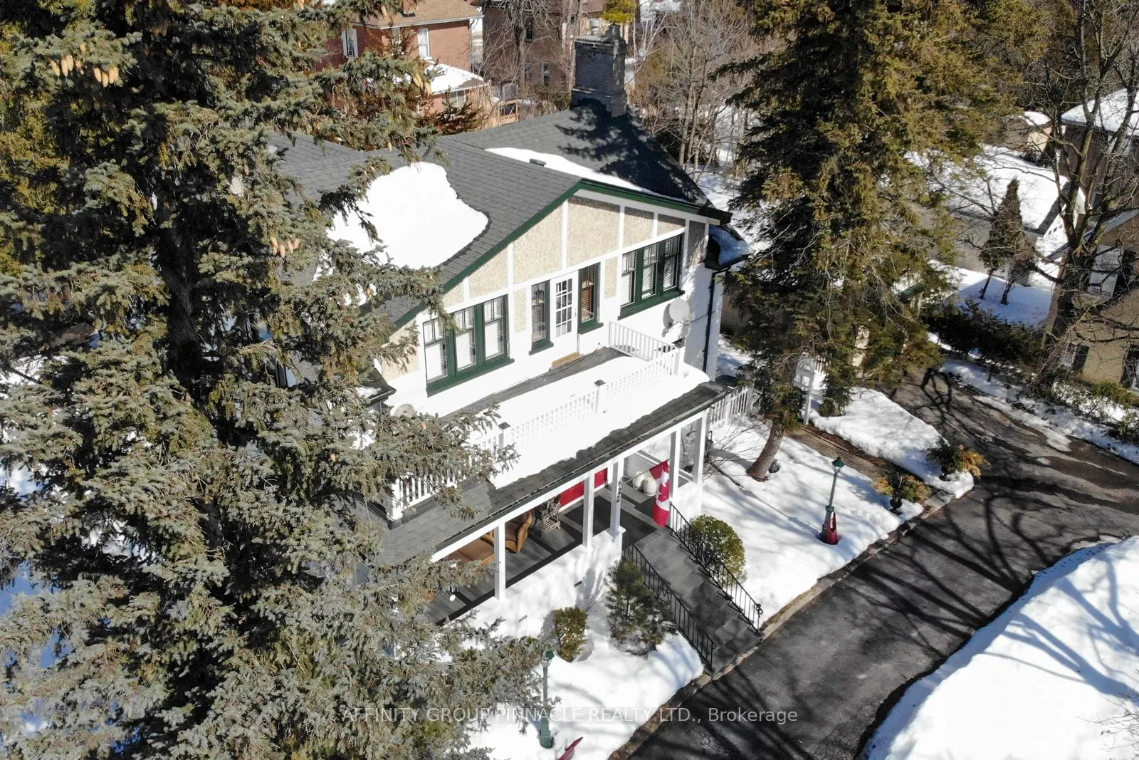 22 Francis Street