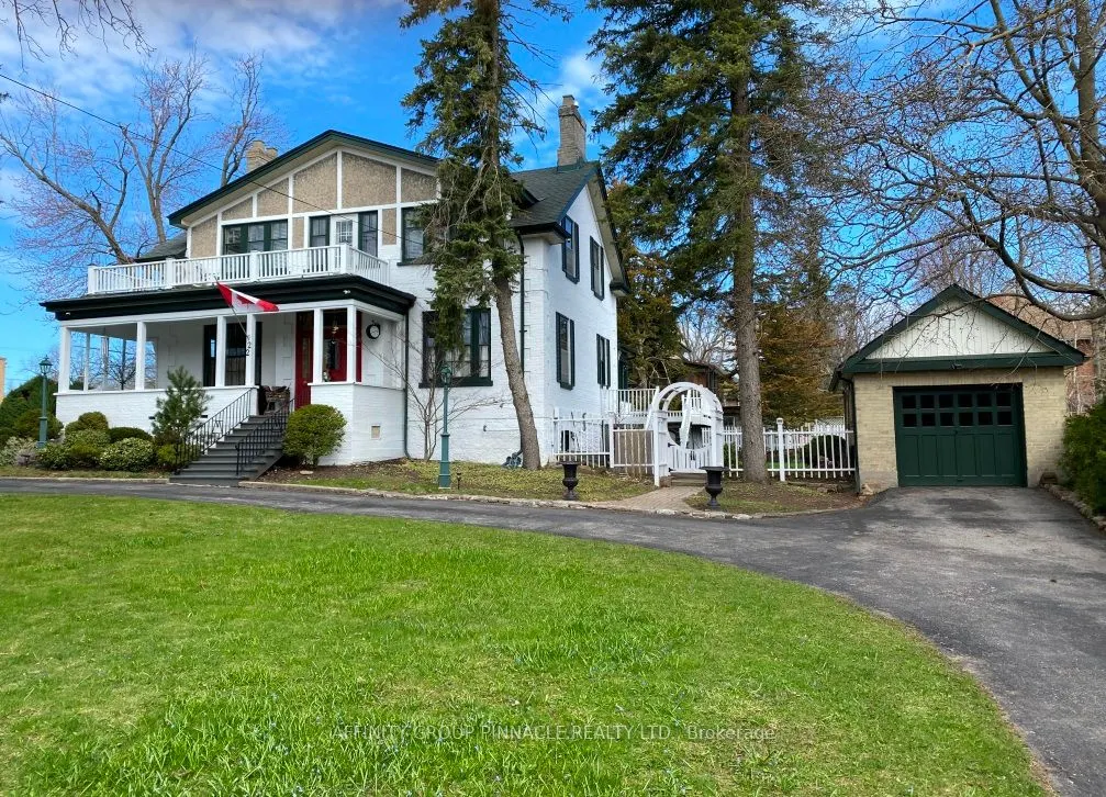 22 Francis Street