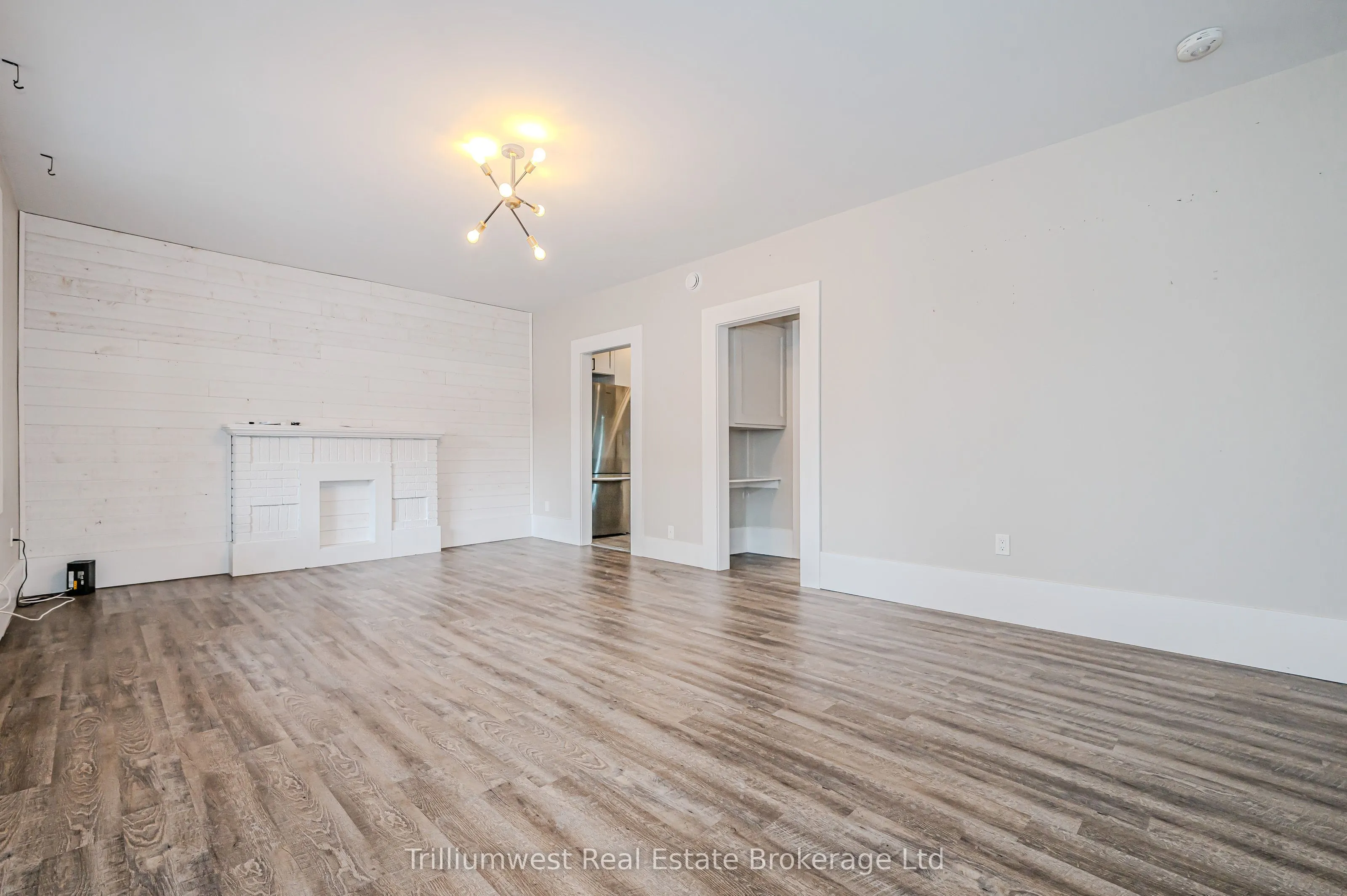 41 Albert Street, #3