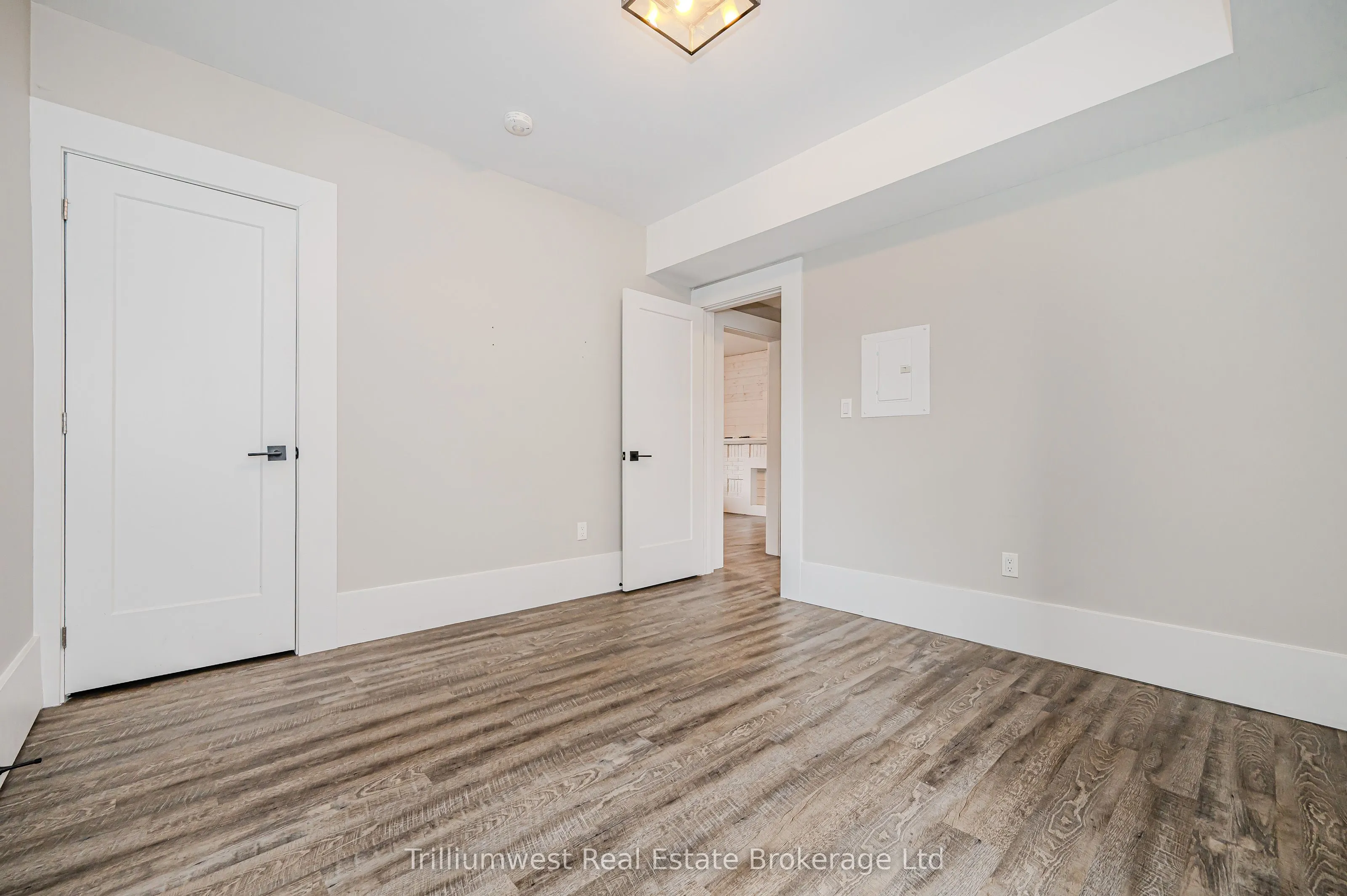 41 Albert Street, #3
