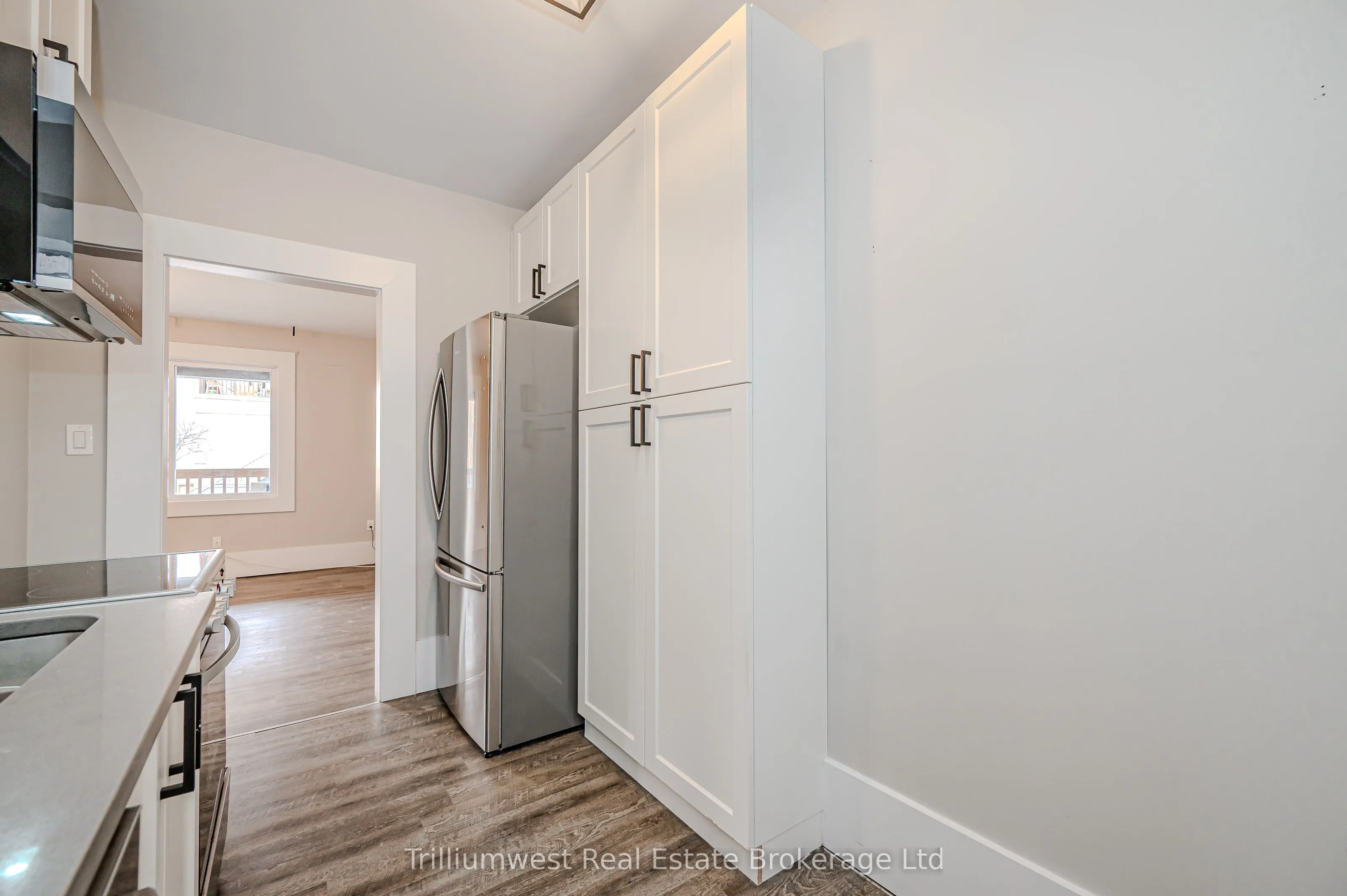 41 Albert Street, #3