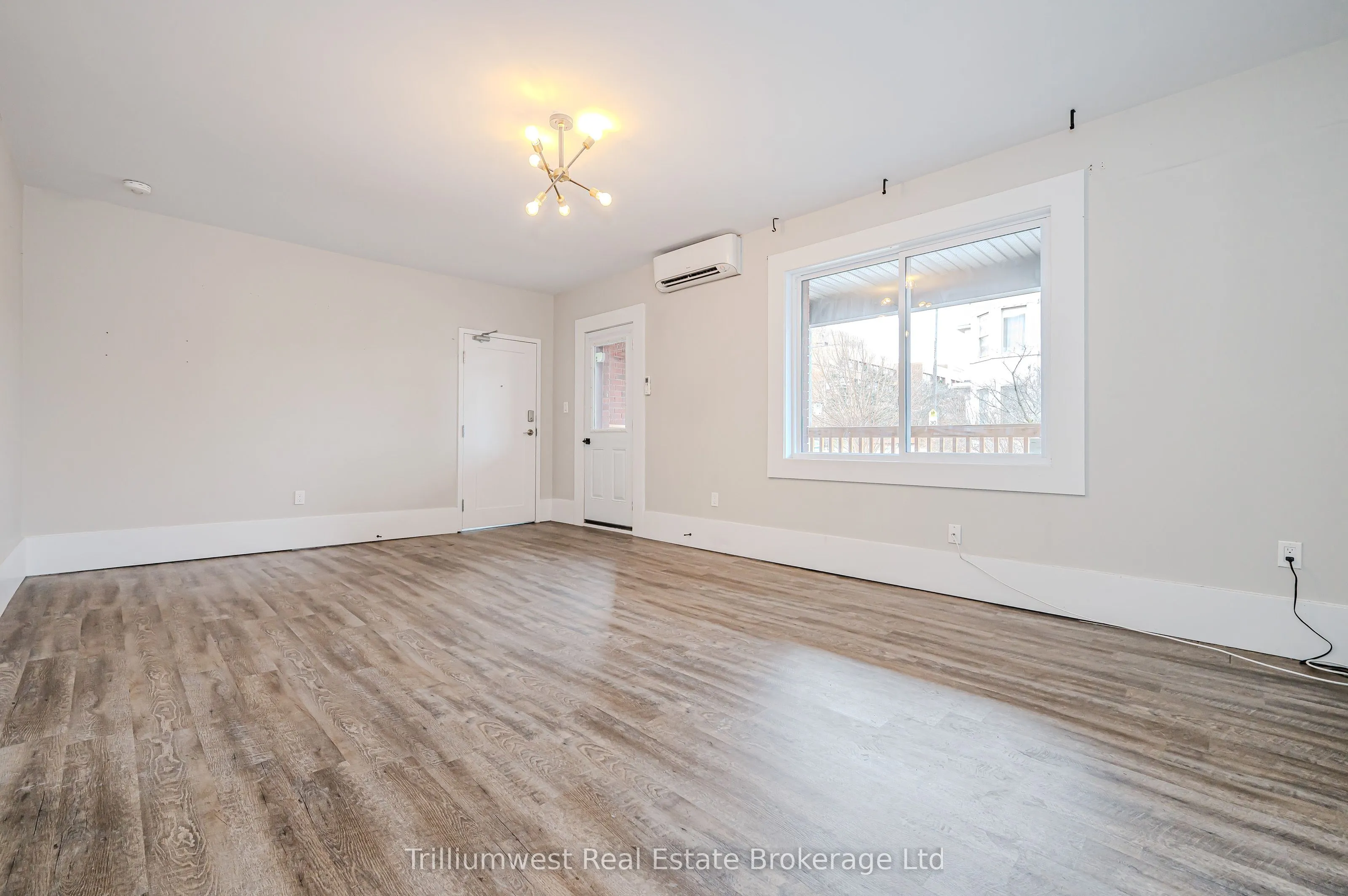 41 Albert Street, #3