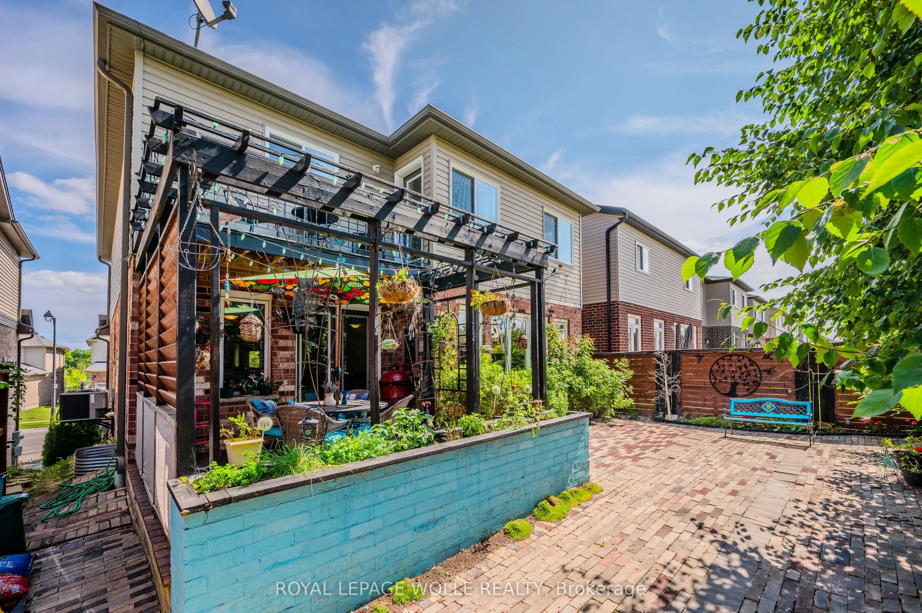 565 Sundew Drive