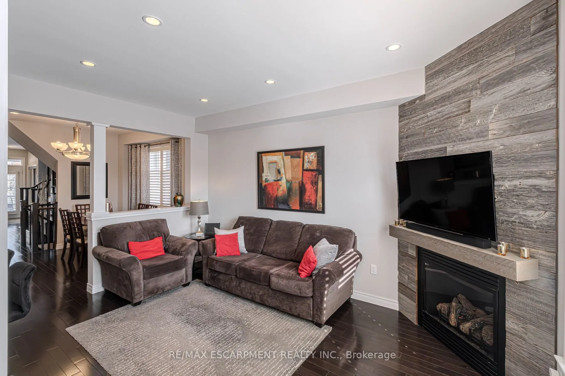15 Summerberry Way