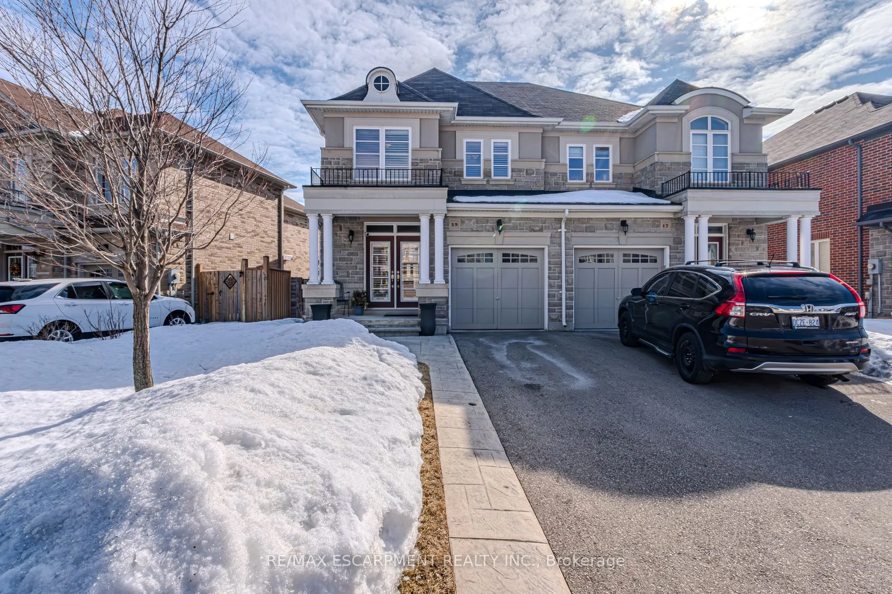15 Summerberry Way