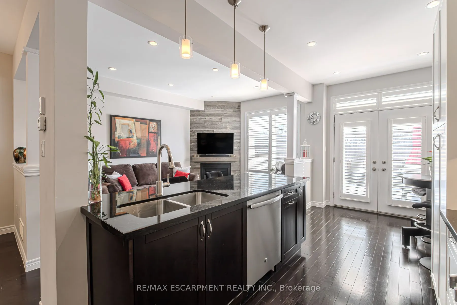 15 Summerberry Way
