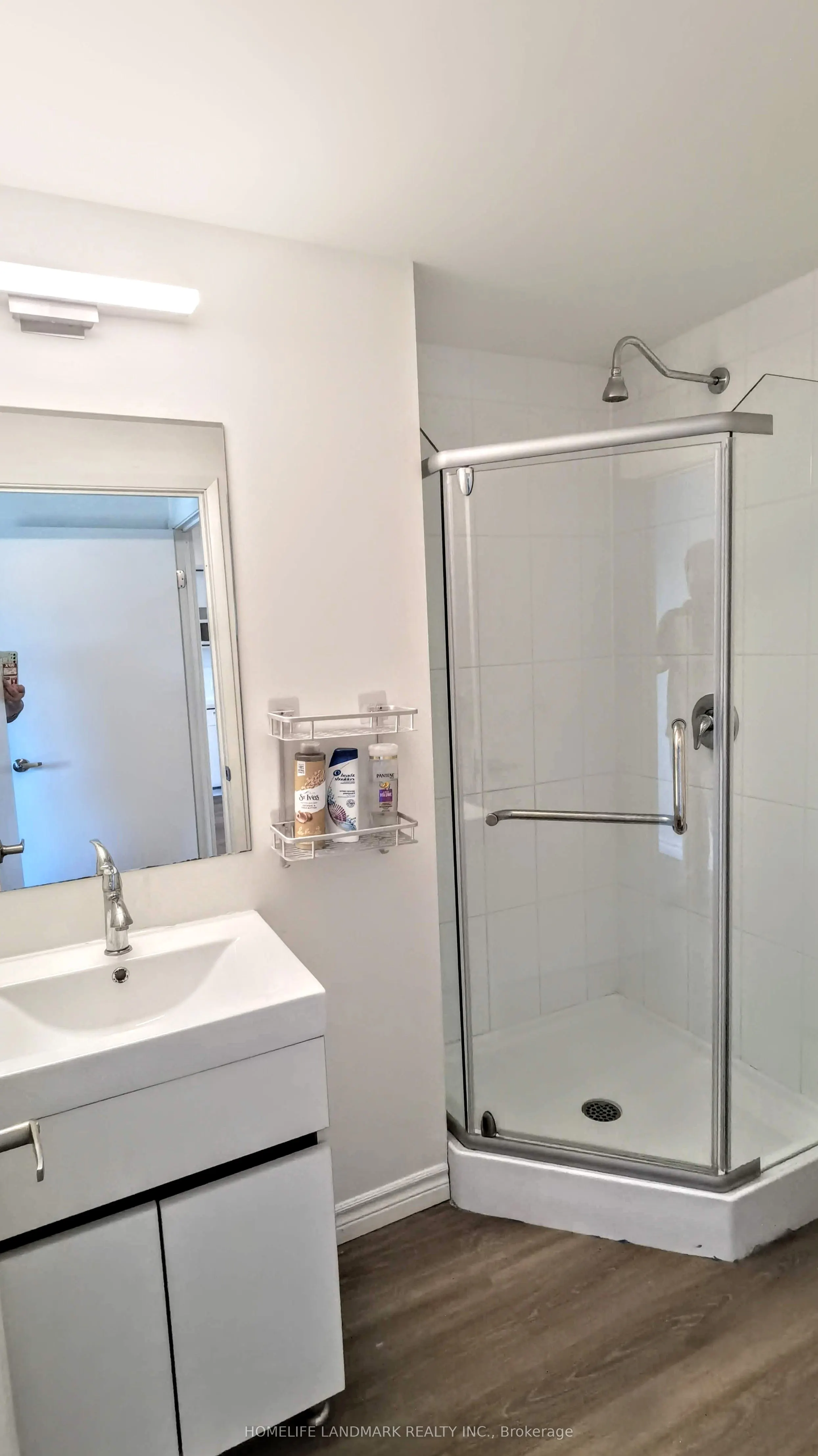 268 Lester Street, #312