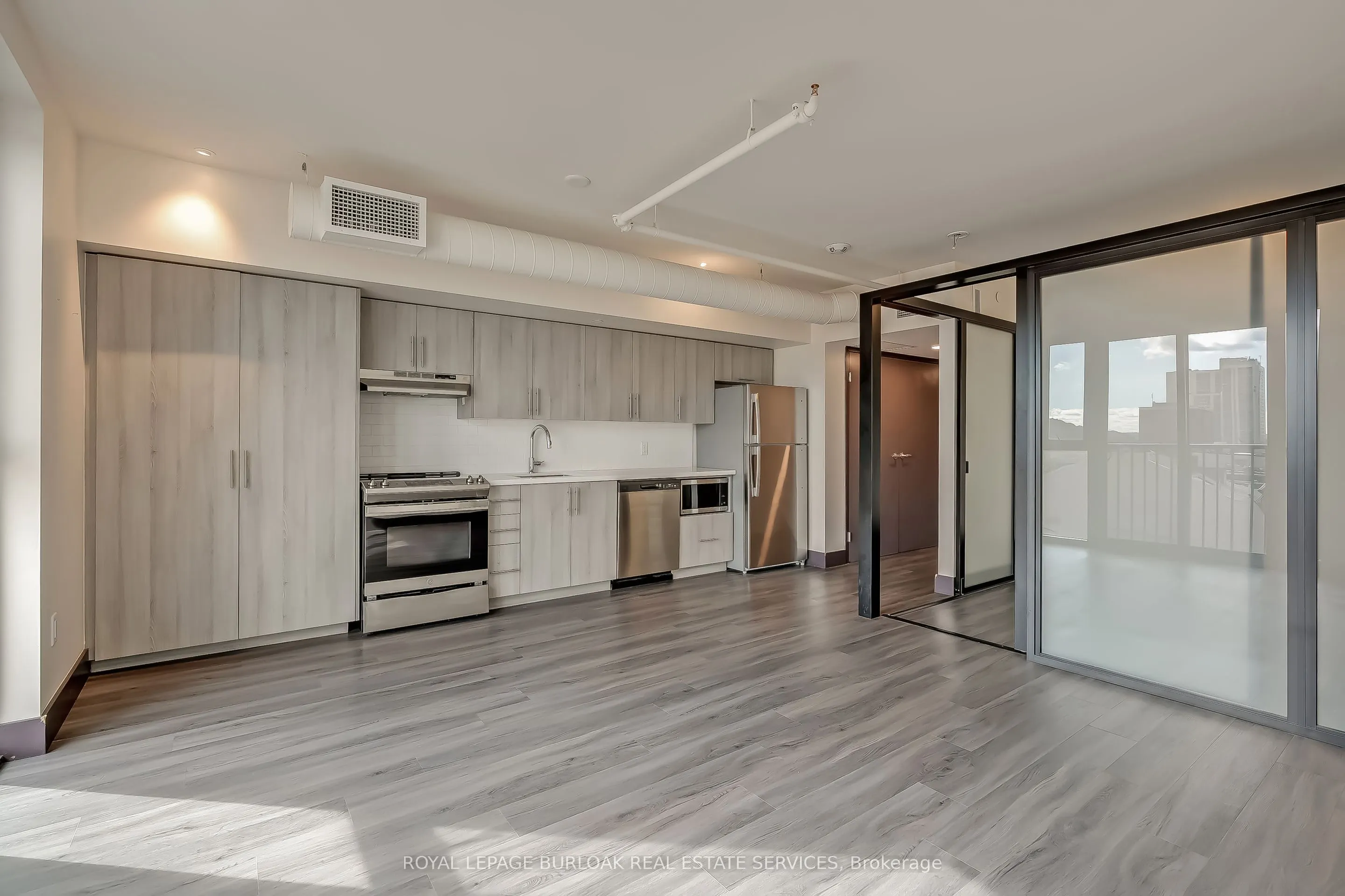 121 King Street E, #103