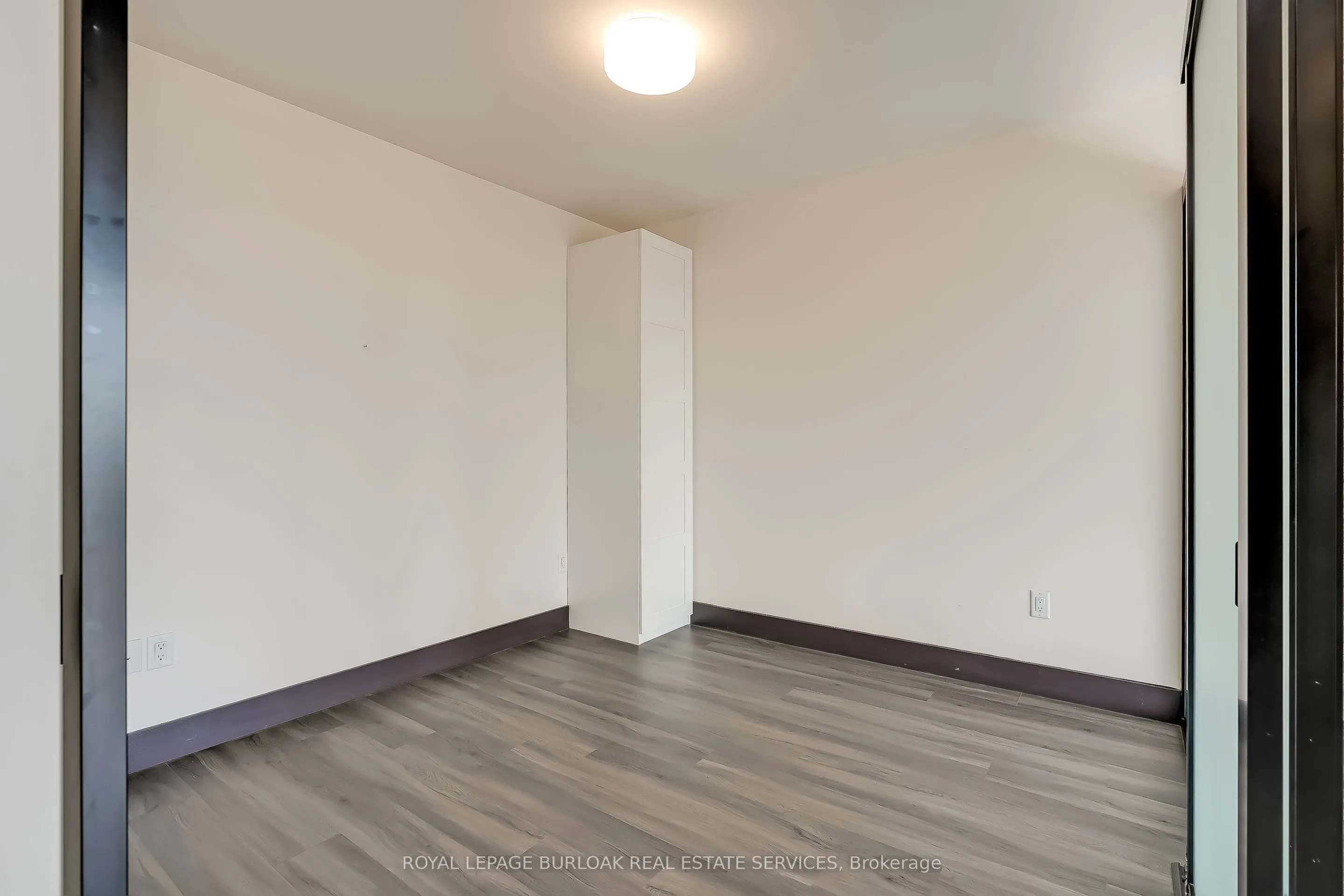 121 King Street E, #103