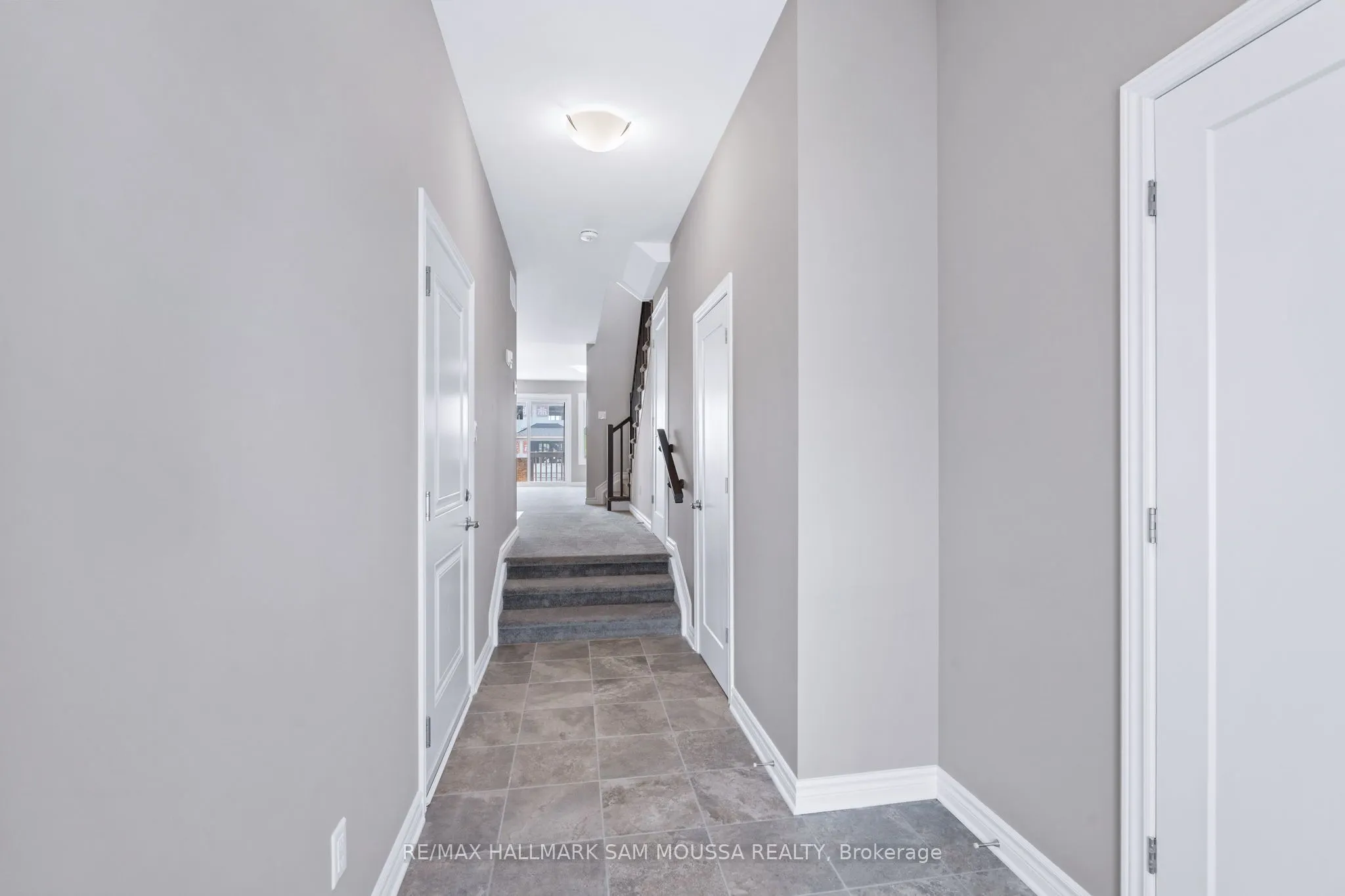 76 O'DONOVAN Drive