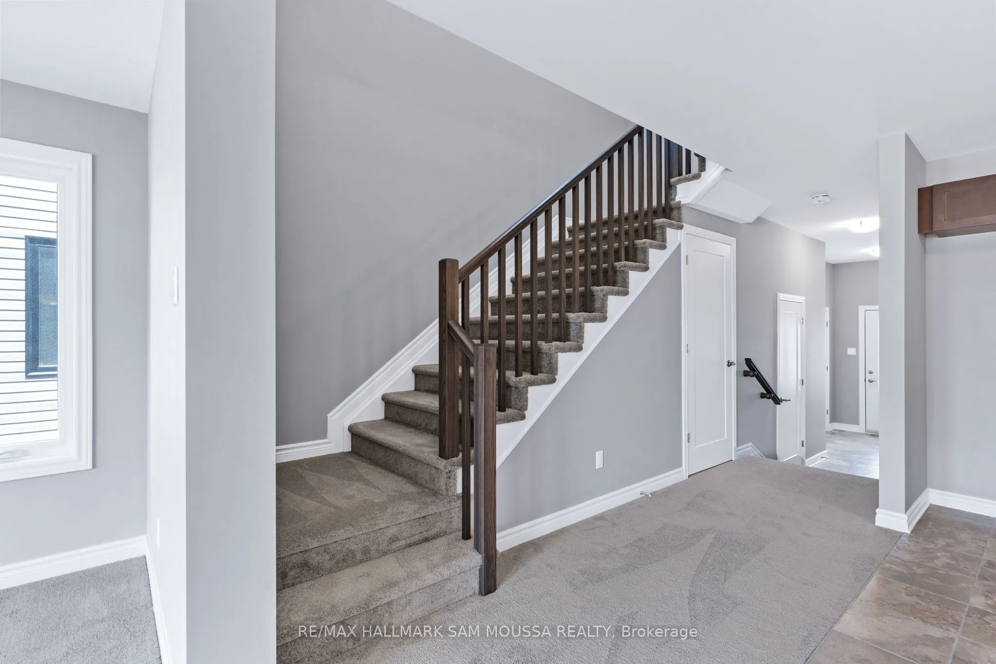 76 O'DONOVAN Drive