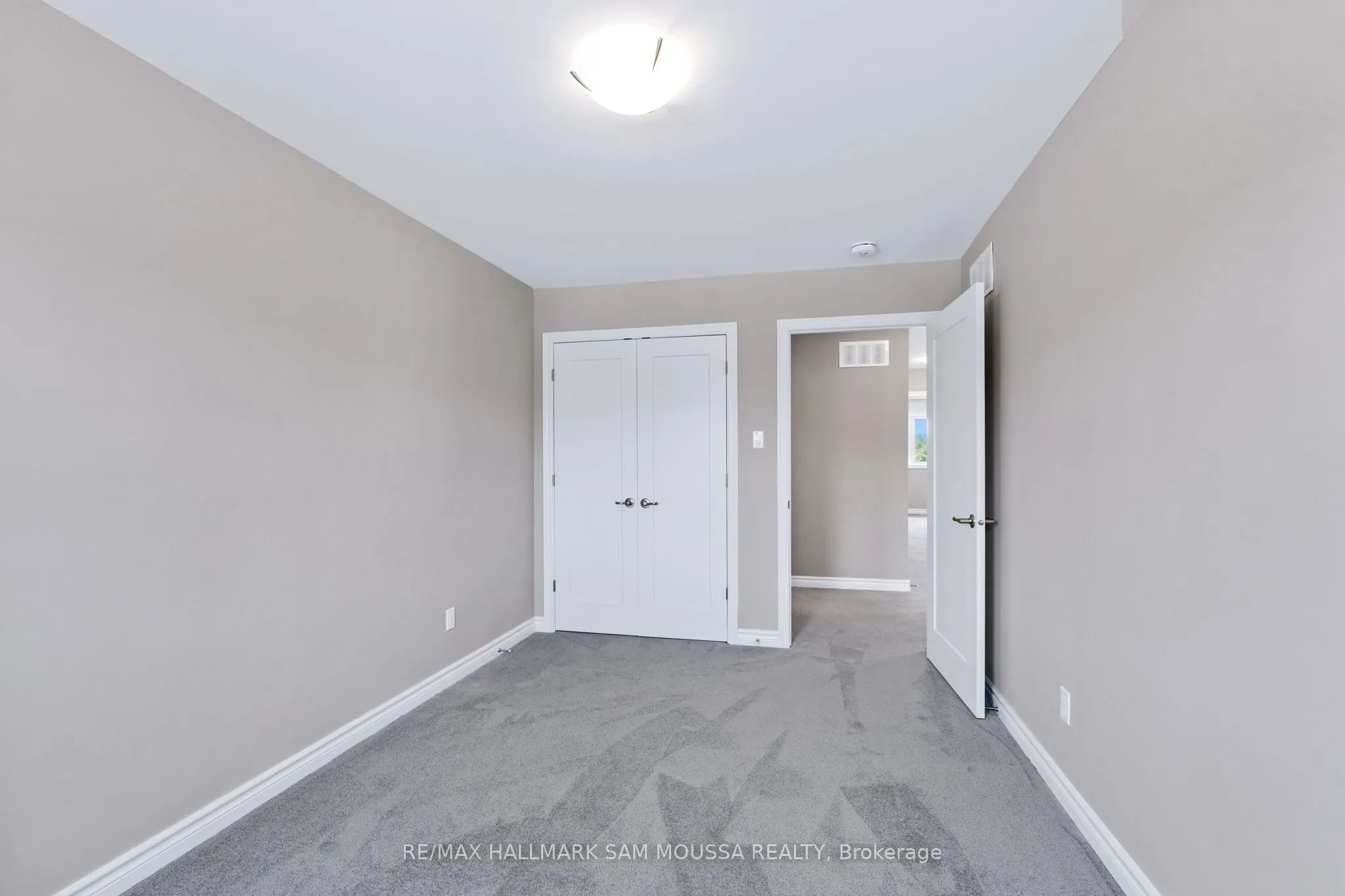 76 O'DONOVAN Drive