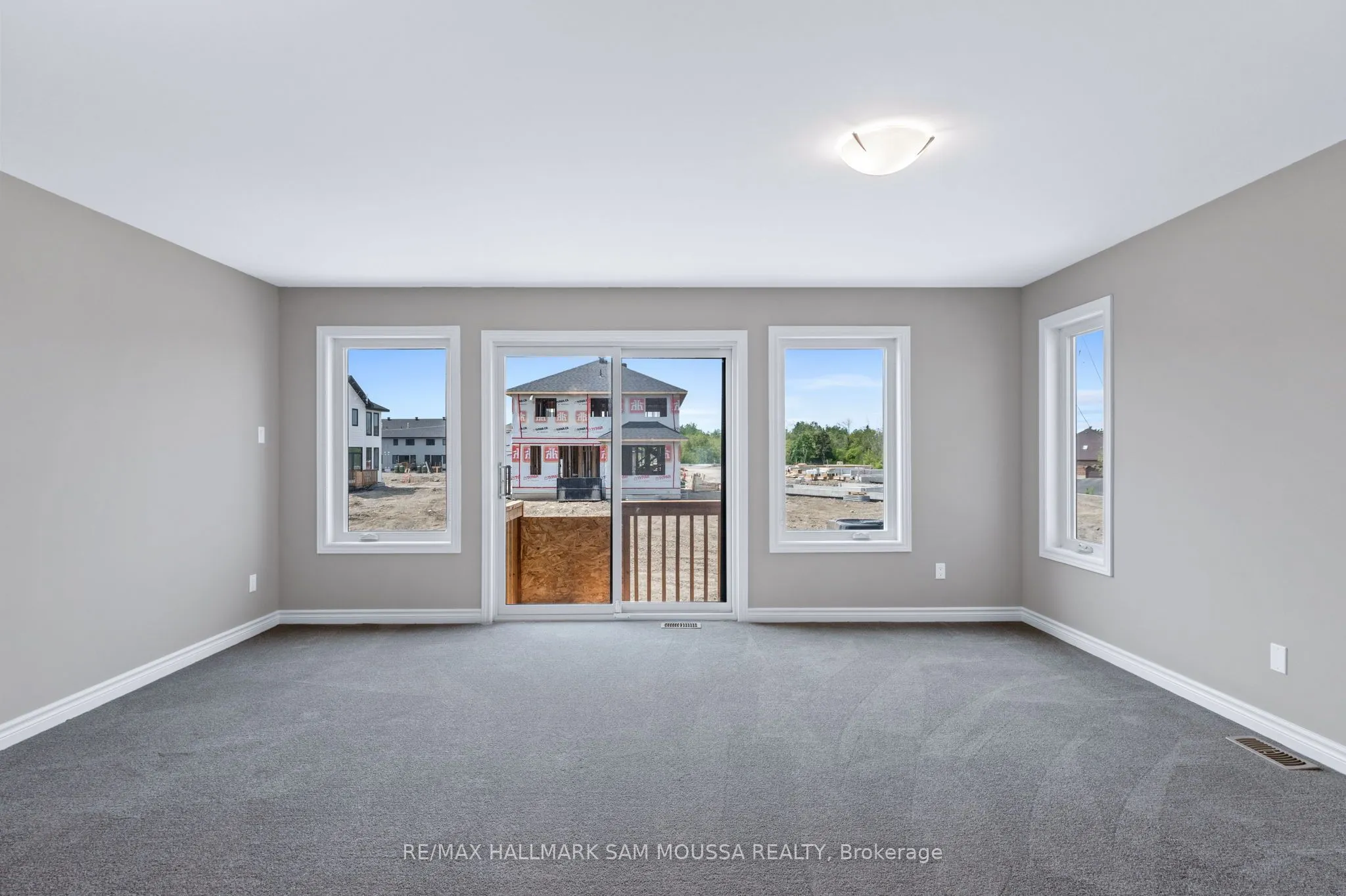 76 O'DONOVAN Drive