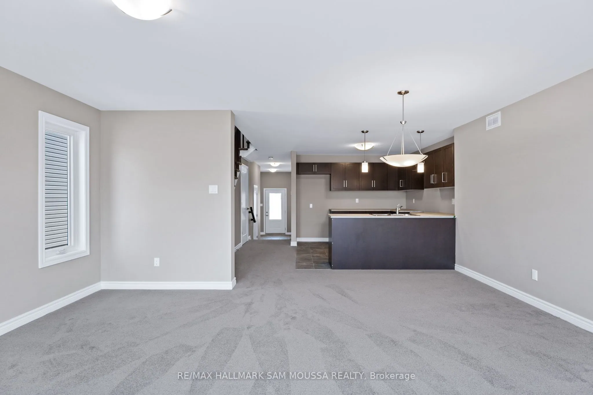 76 O'DONOVAN Drive