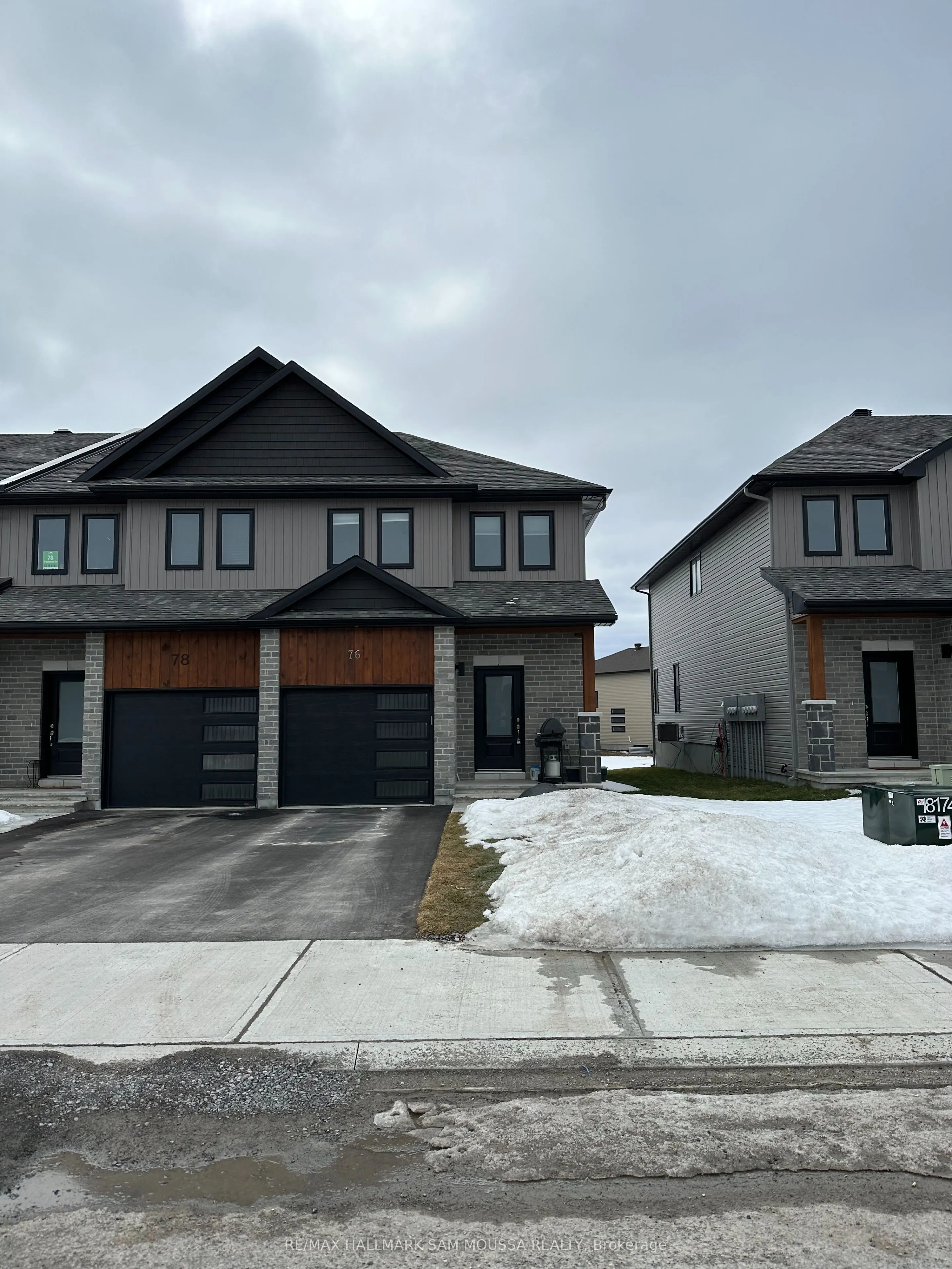 76 O'DONOVAN Drive