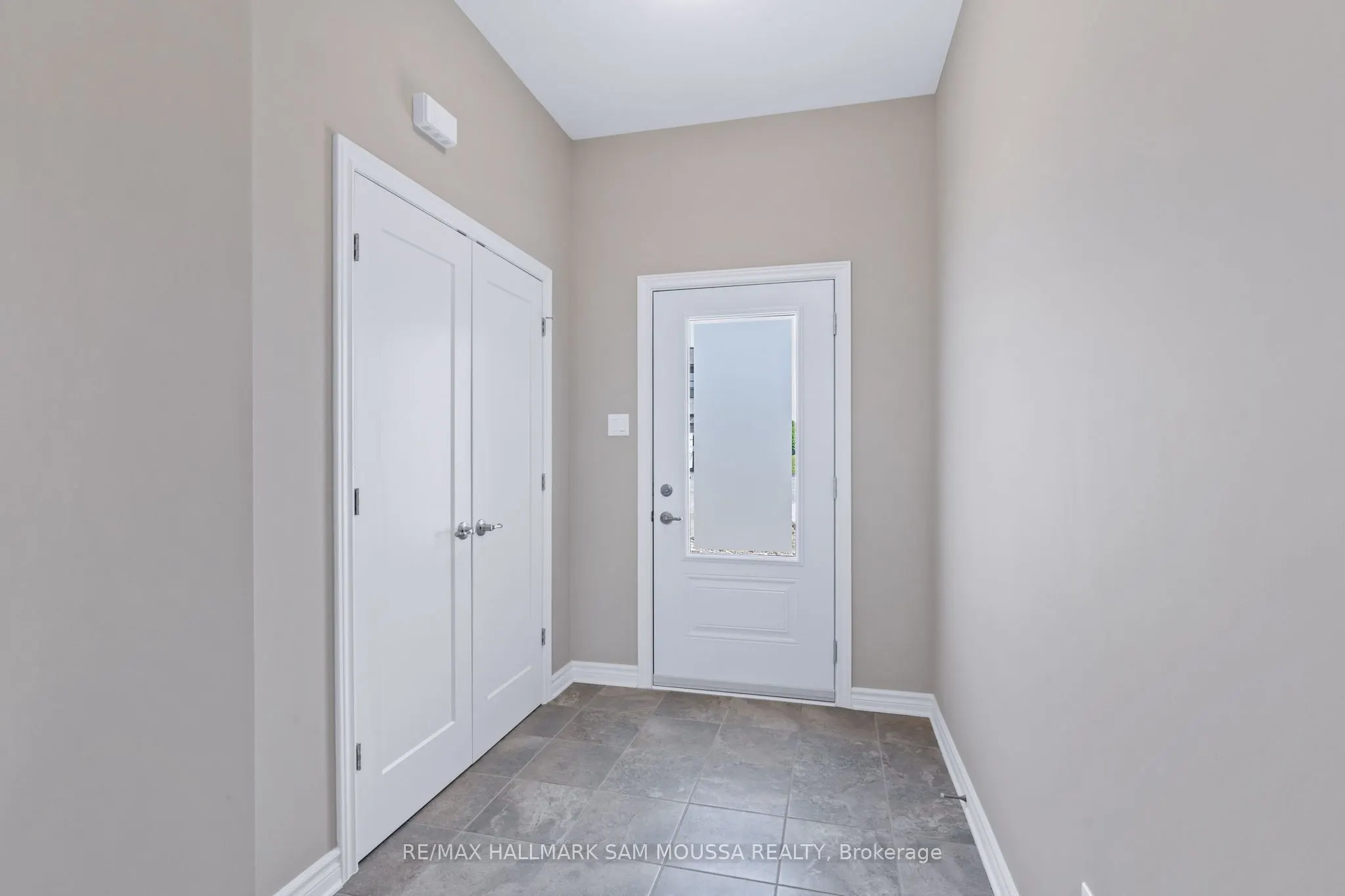 76 O'DONOVAN Drive
