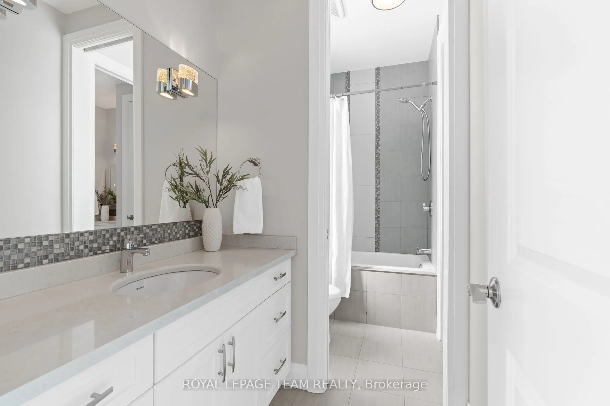 1140 Meadowshire Way