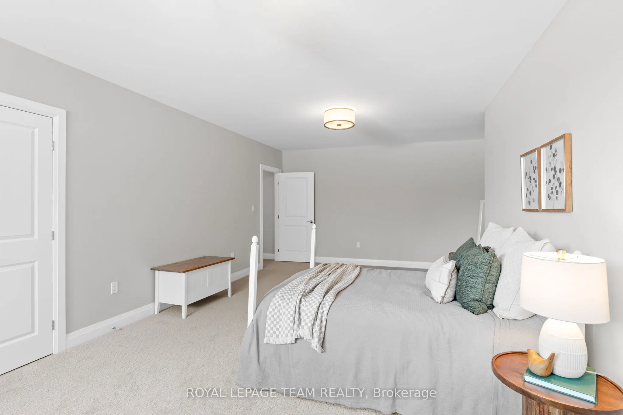 1140 Meadowshire Way