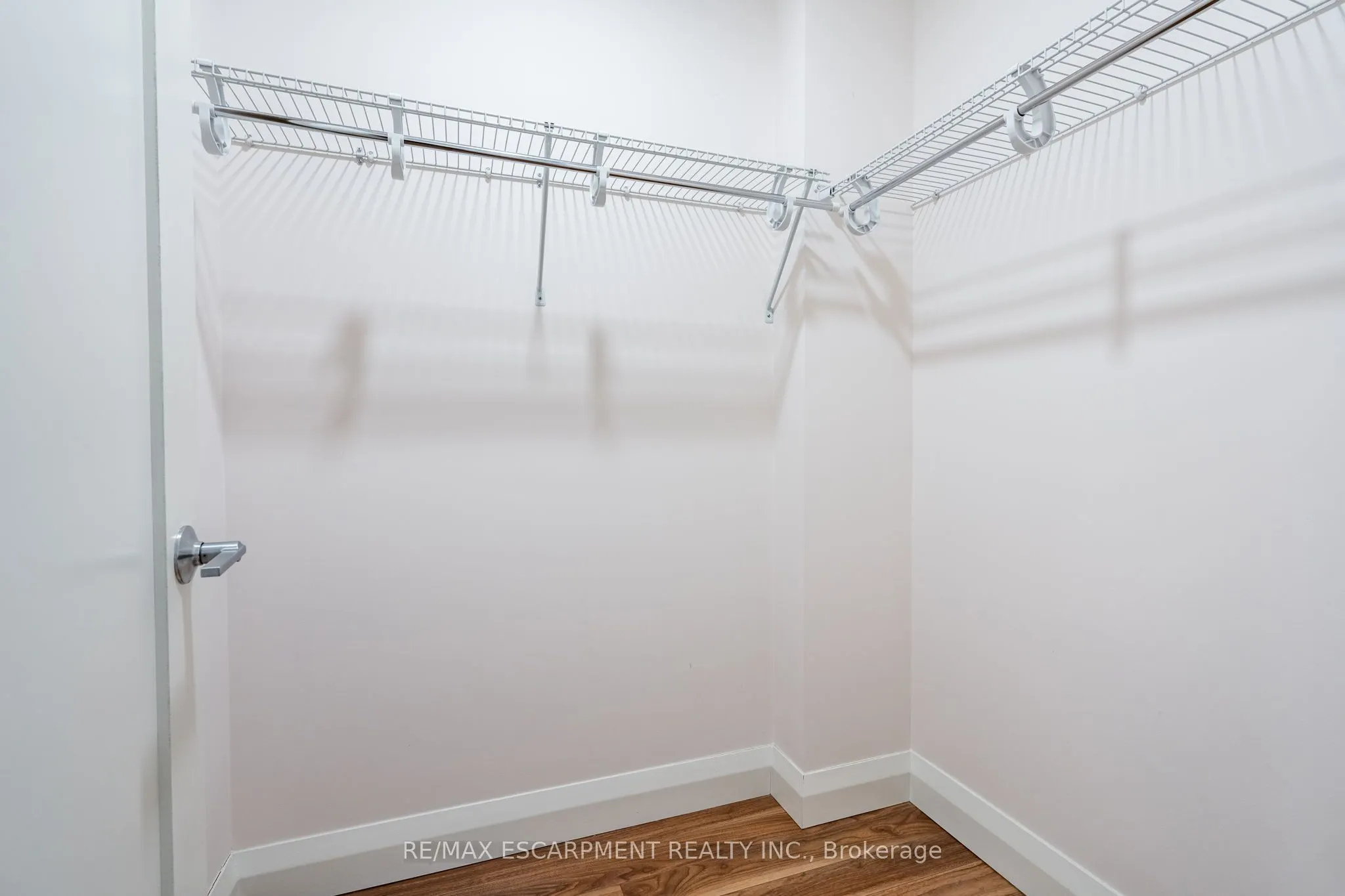 118 KING Street E, #820