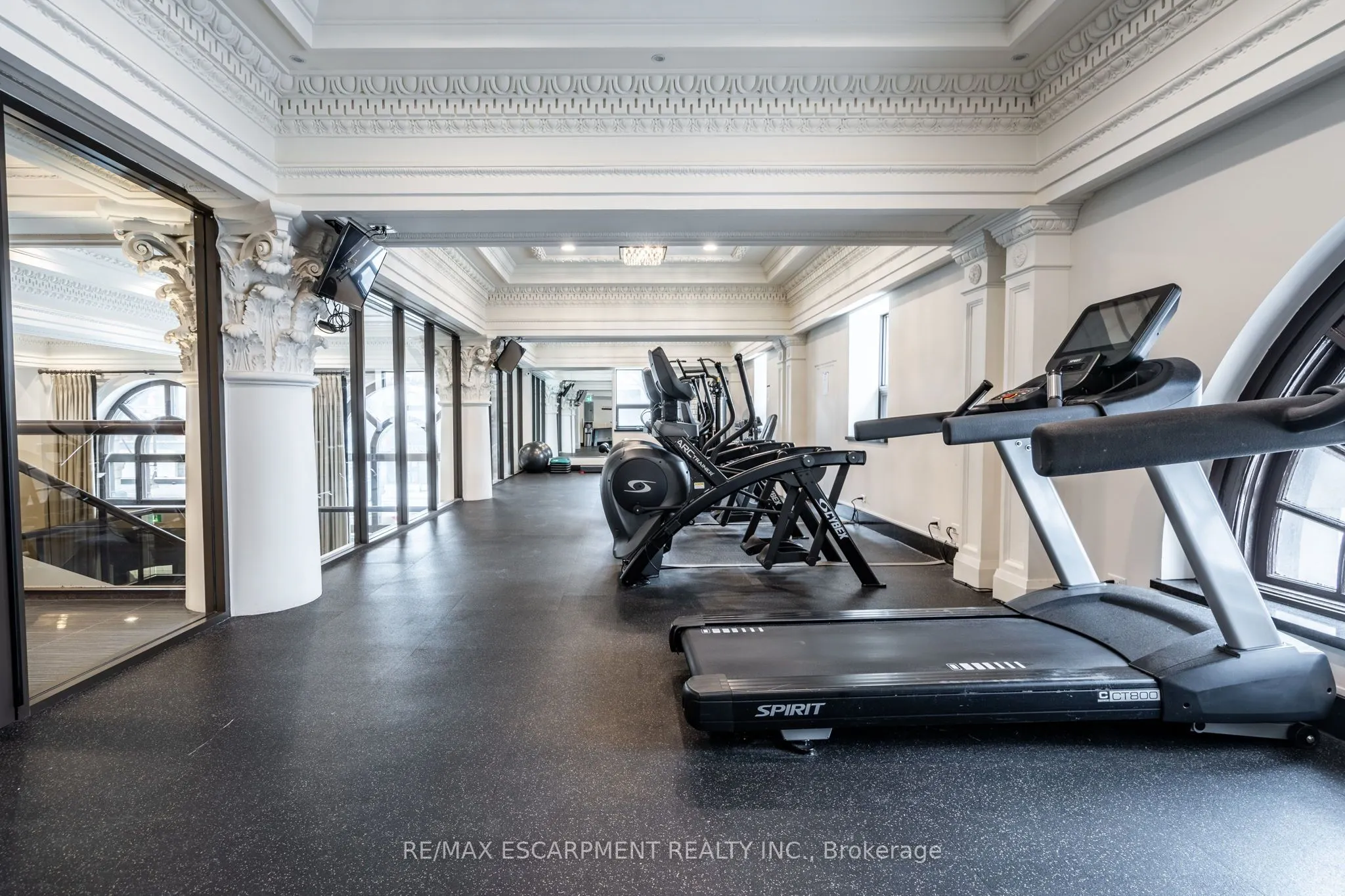 118 KING Street E, #820
