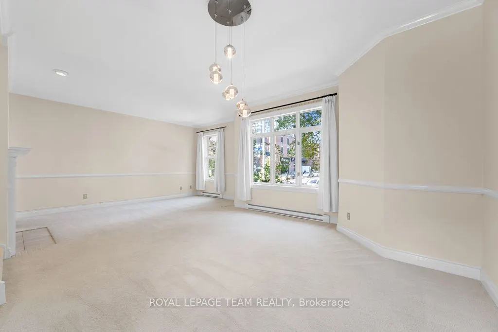 292 Laurier Avenue, #9