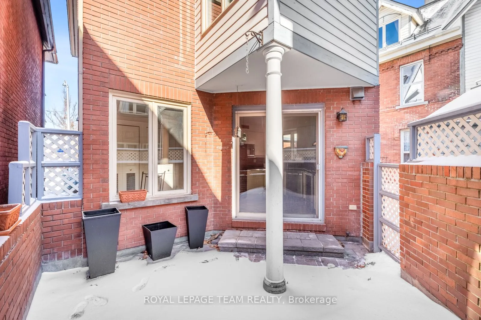 292 Laurier Avenue, #9