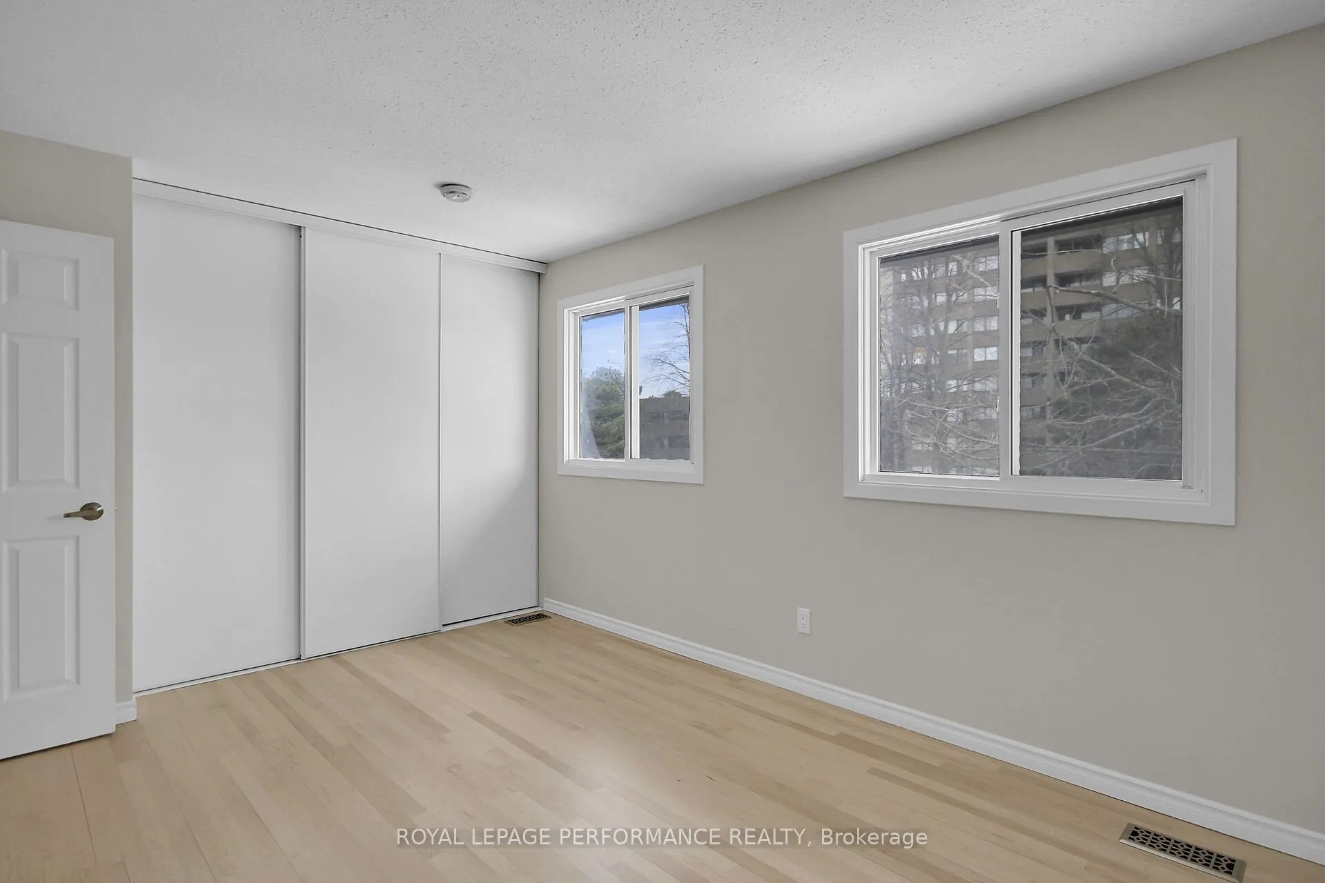 1290 Cahill Drive #11