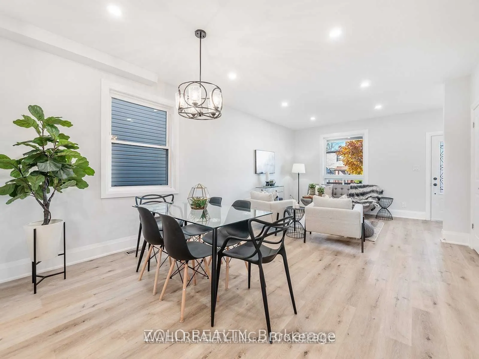 28 Albemarle Street