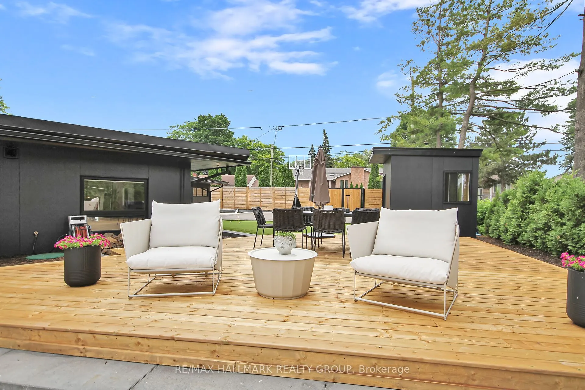 227 GRANDVIEW Road
