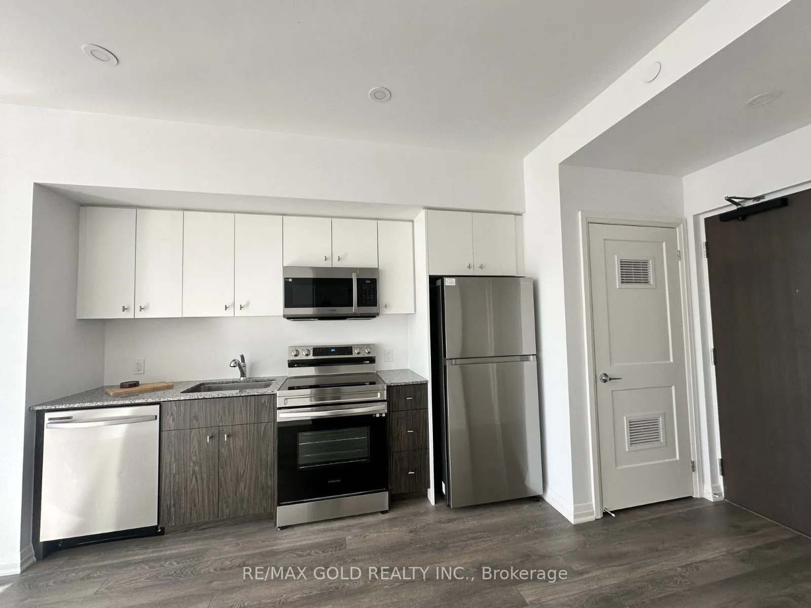 101 Golden Eagle Road, #217