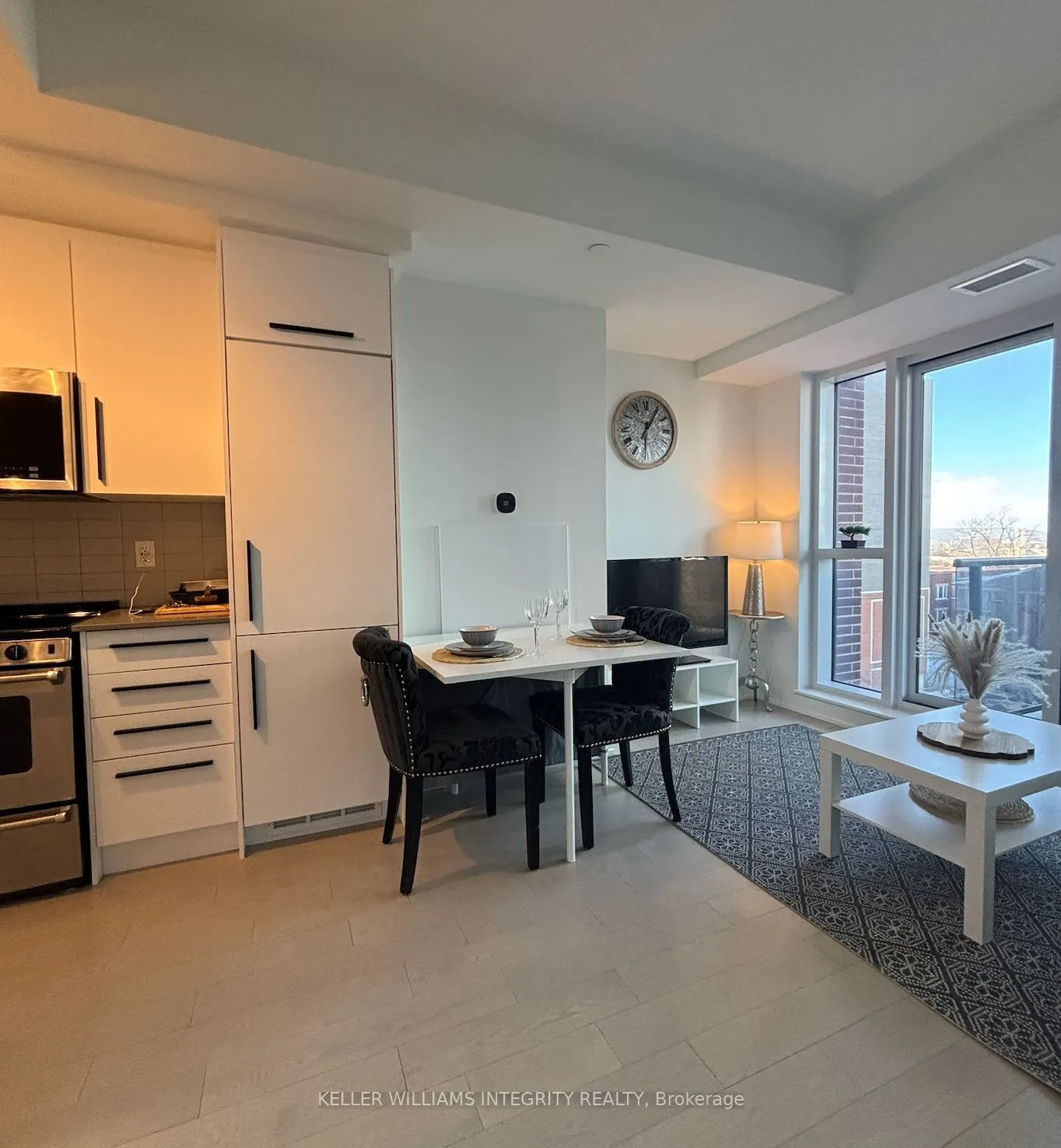 560 Rideau Street, #511