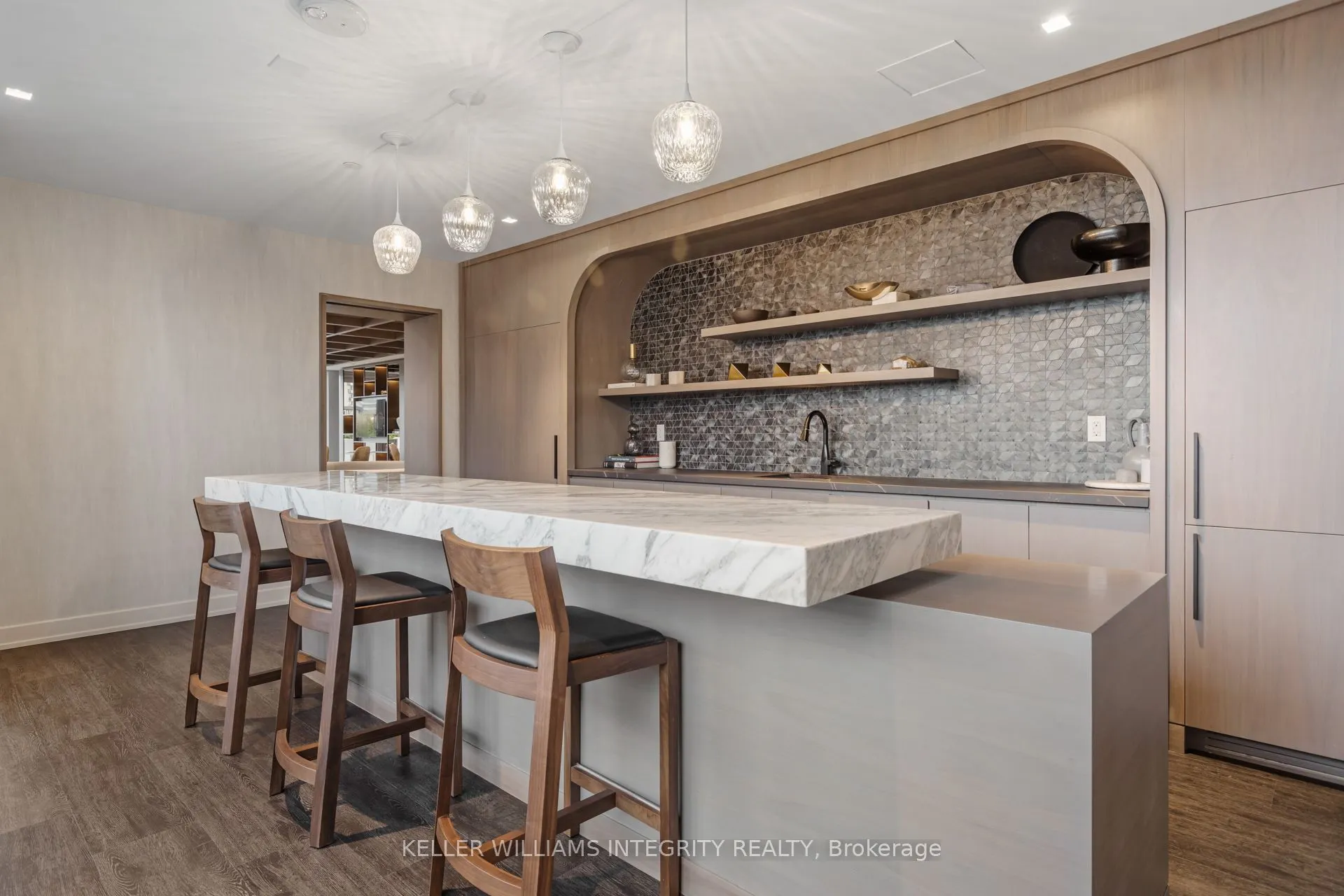 560 Rideau Street, #511