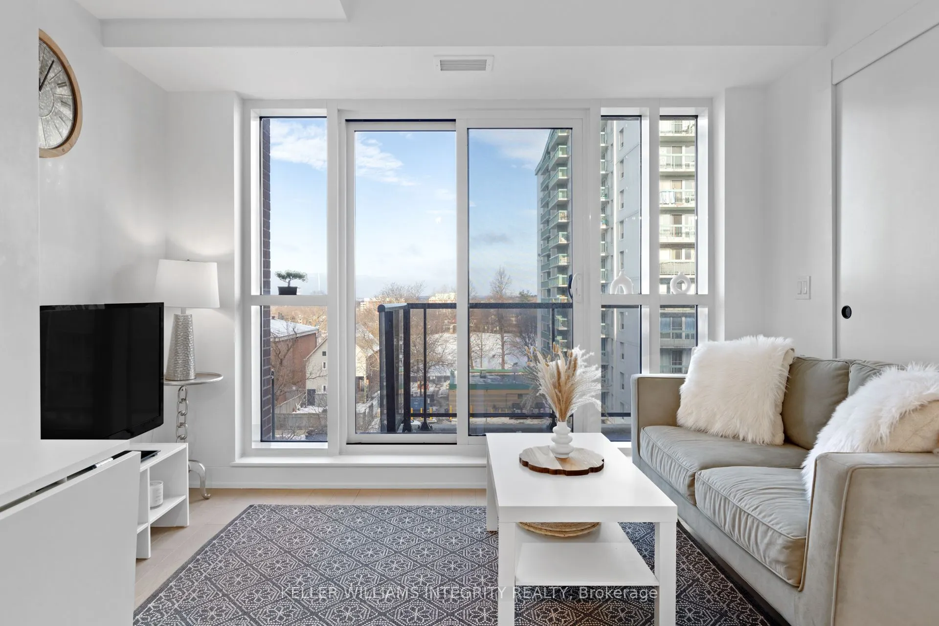 560 Rideau Street, #511