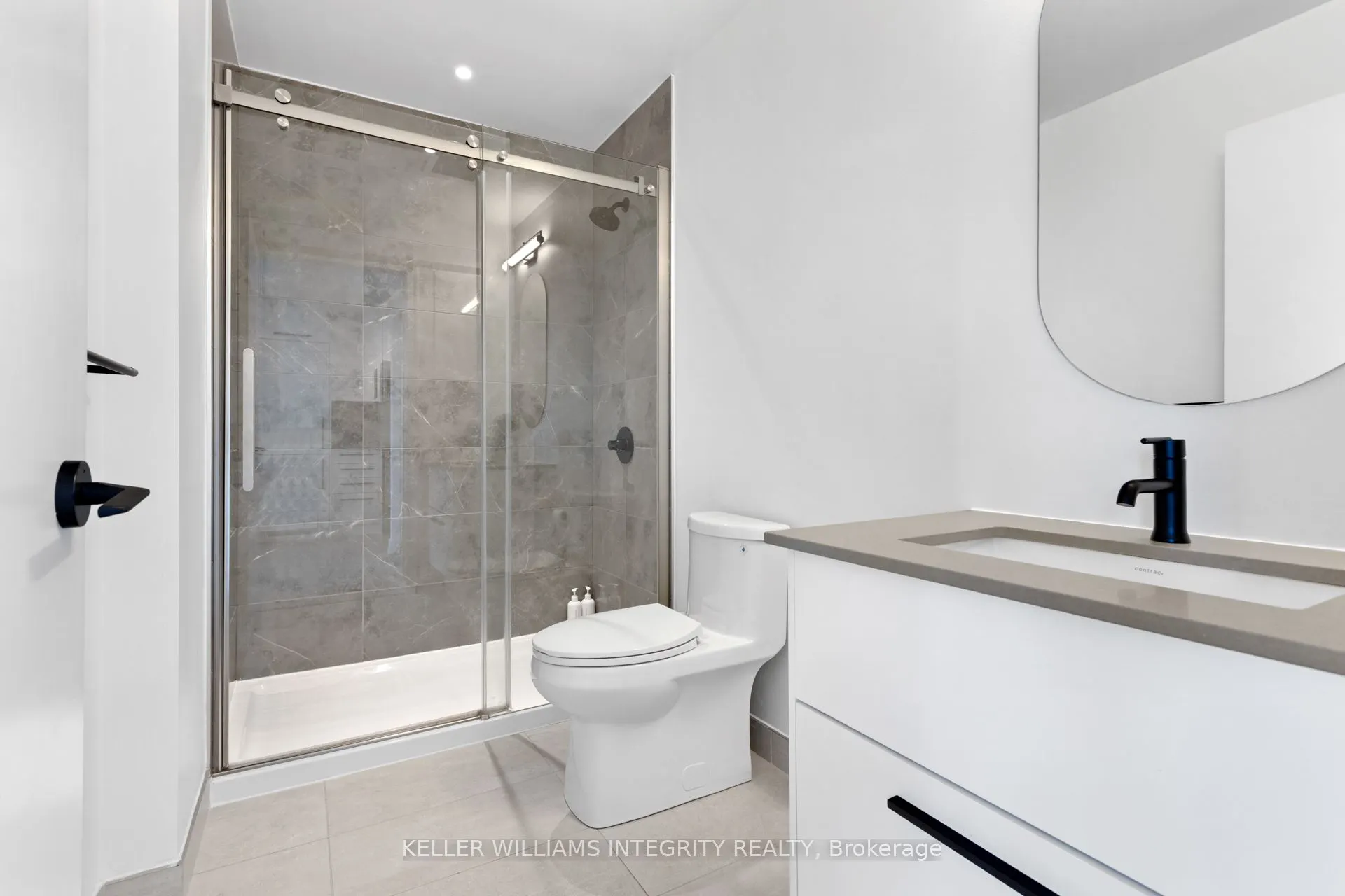 560 Rideau Street, #511