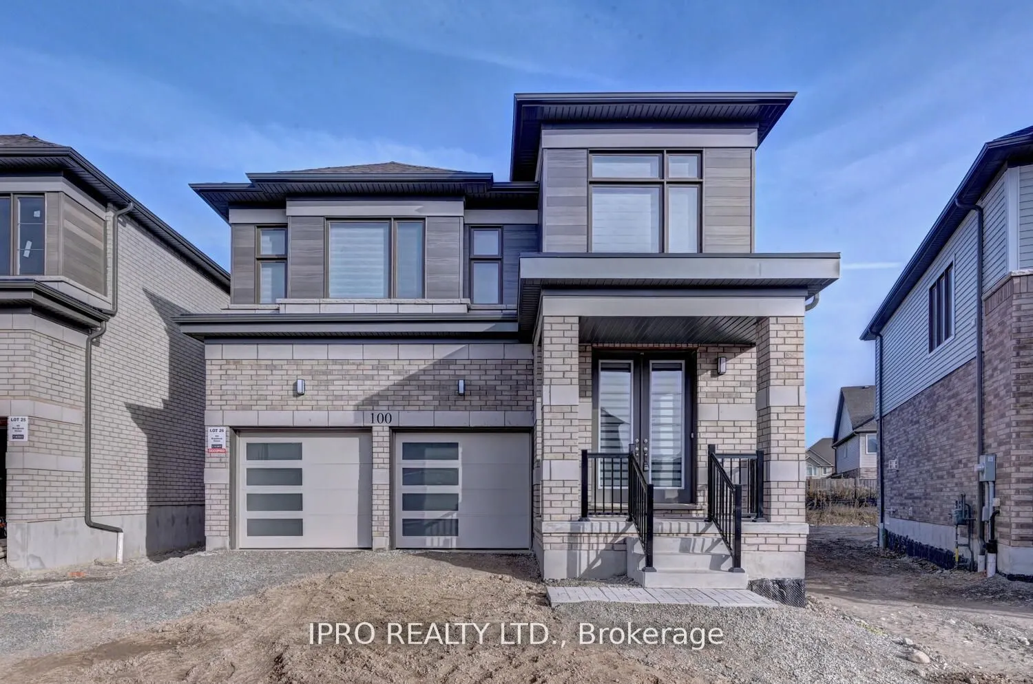 100 Blacklock Street