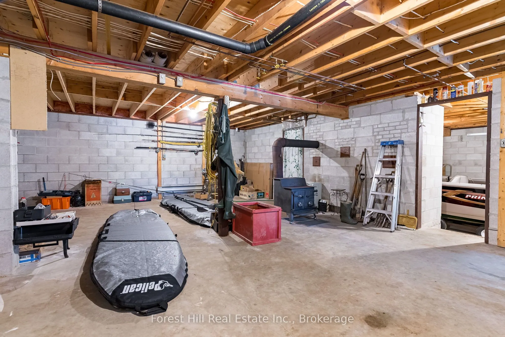 1089 Lutes Lane