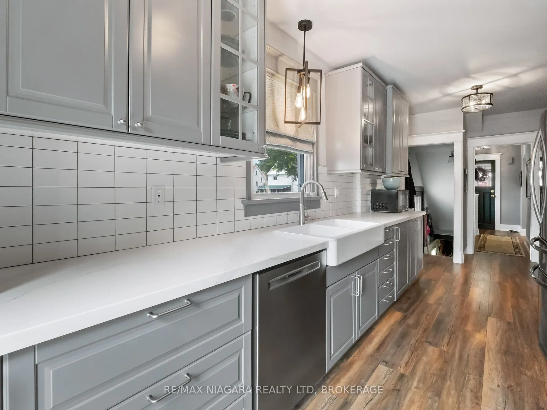 259 Dufferin Street