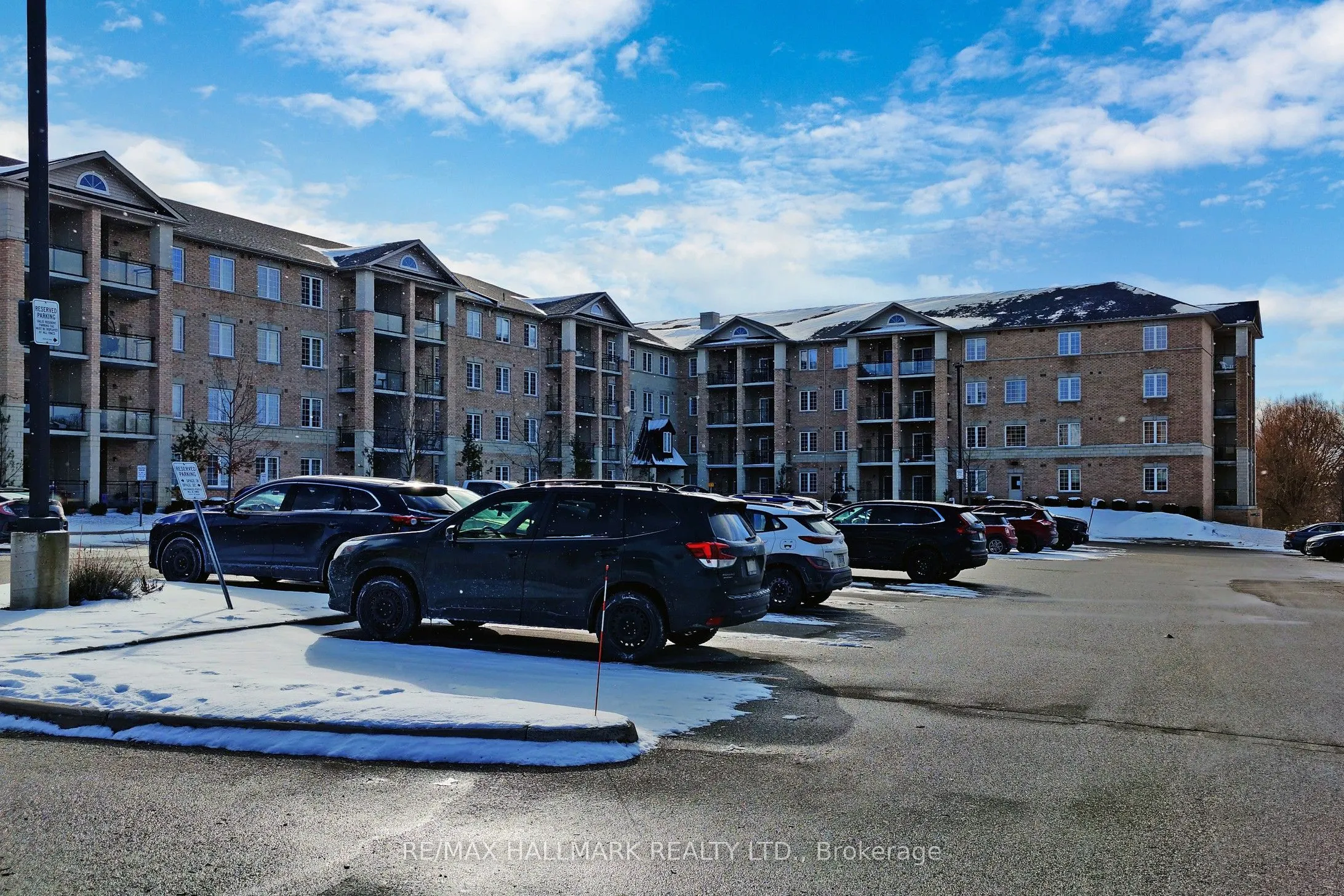 1077 Gordon Street, #315