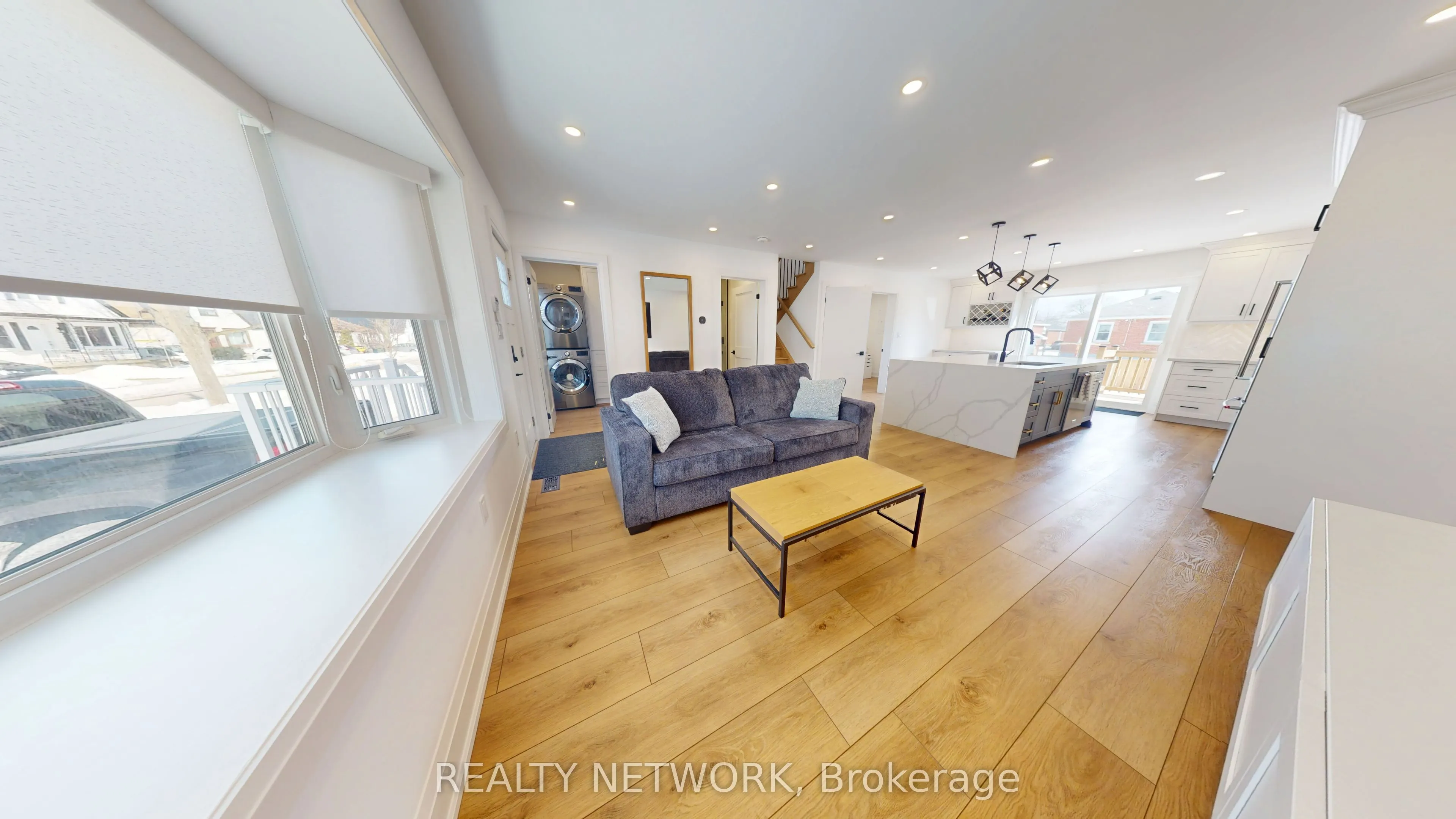 211 East 33rd Street