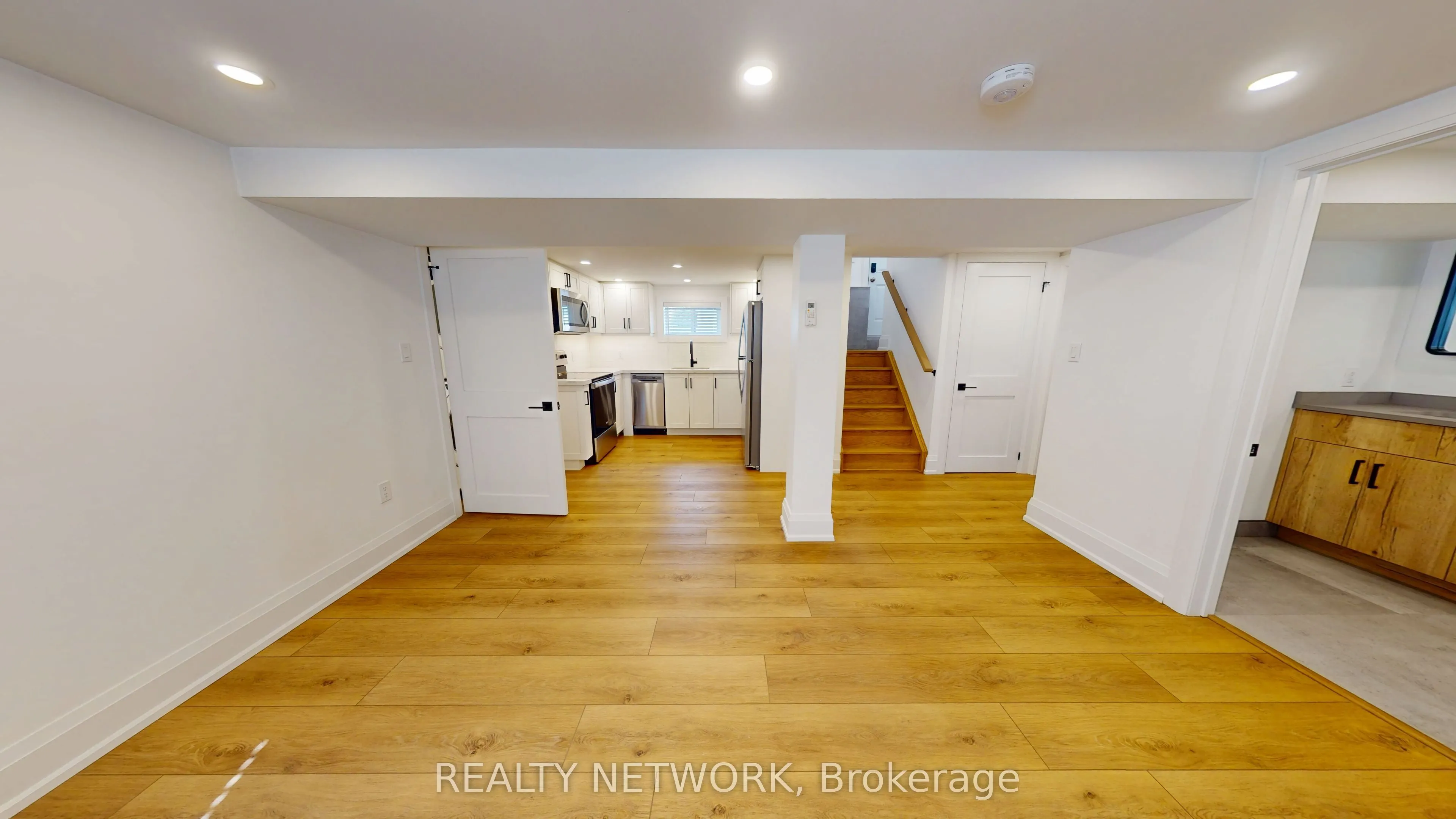 211 East 33rd Street
