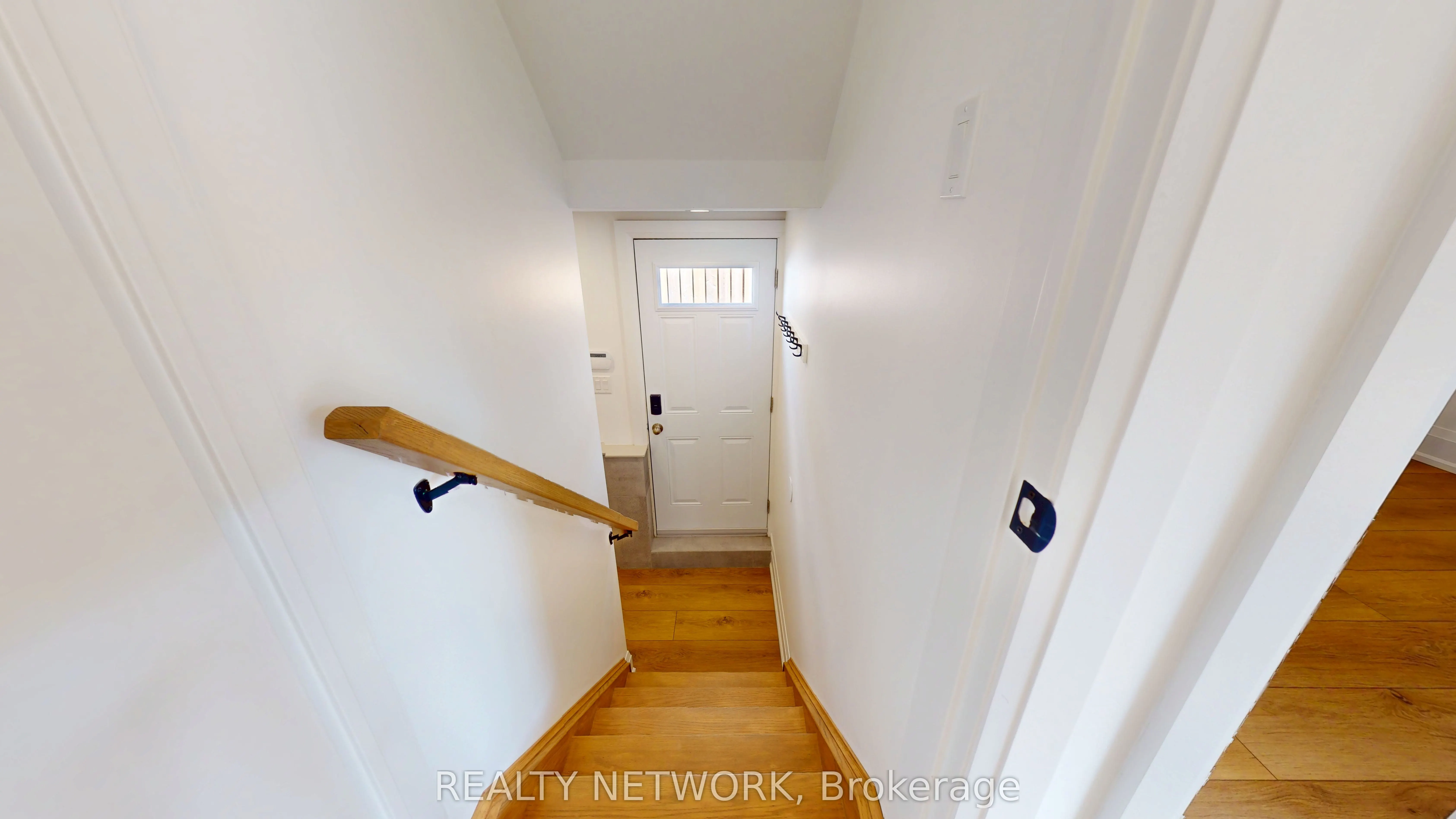 211 East 33rd Street