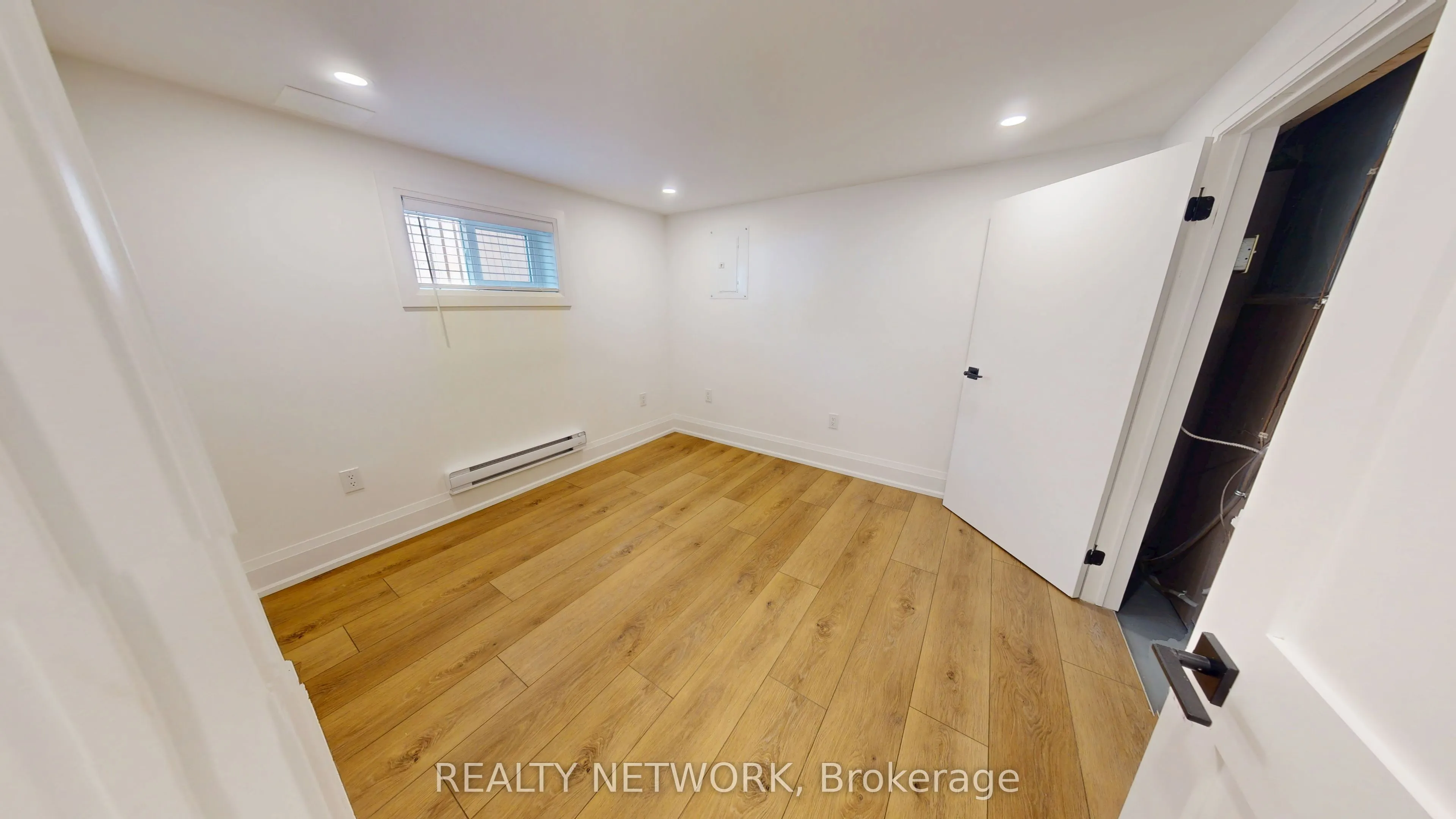 211 East 33rd Street