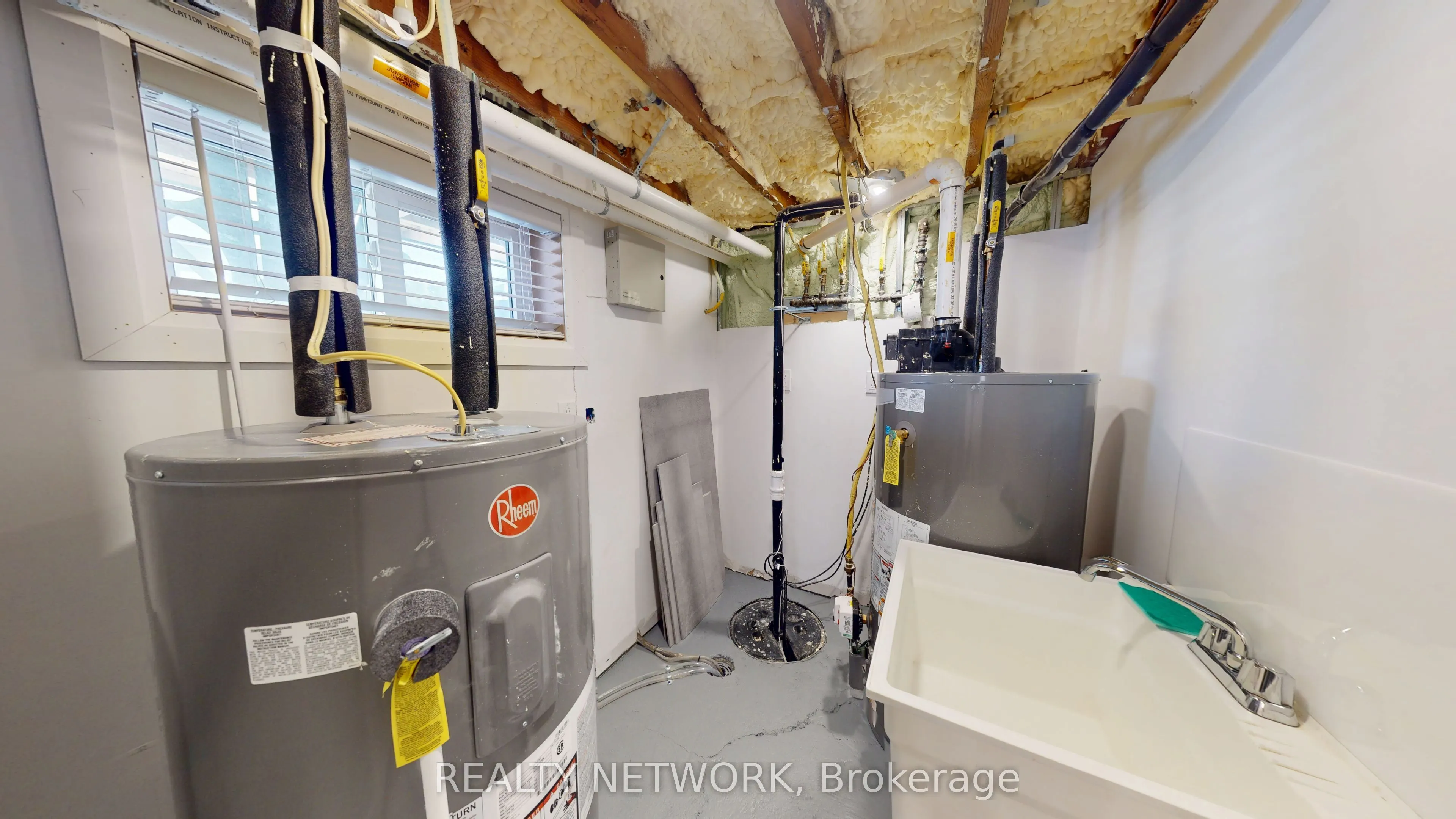 211 East 33rd Street