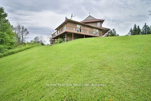 587191 10 Side Road