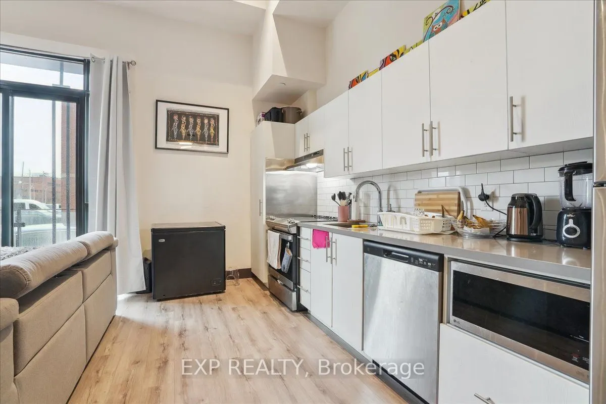 121 King Street E, #105