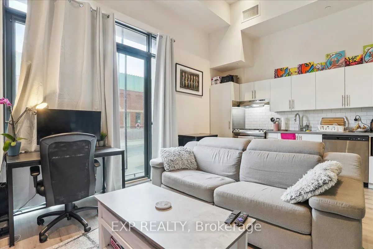 121 King Street E, #105
