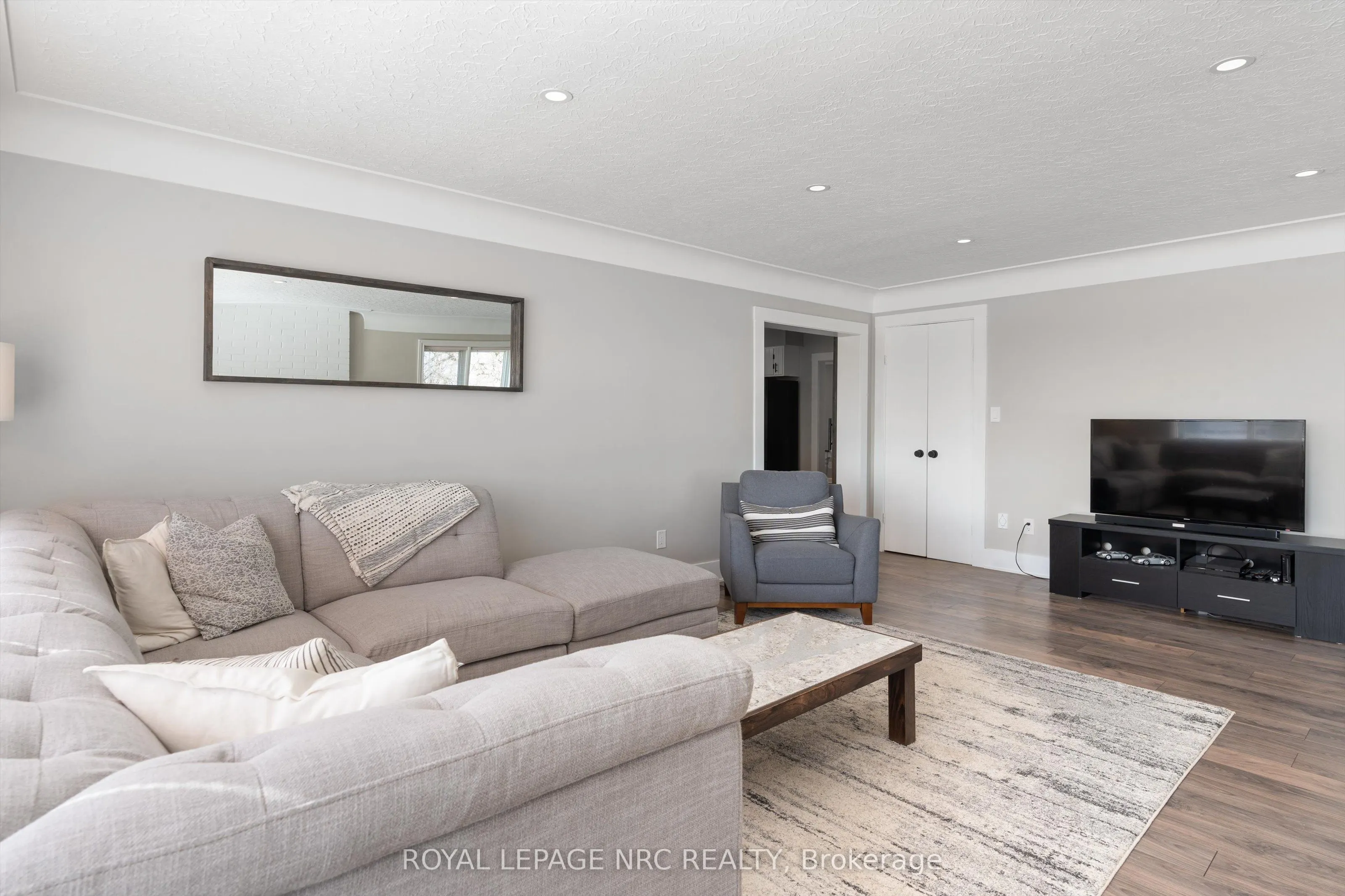 322 Foss Road